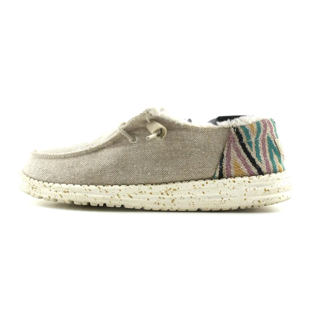 HEY DUDE WENDY HOLIDAY CHEERS Easy To Slip On