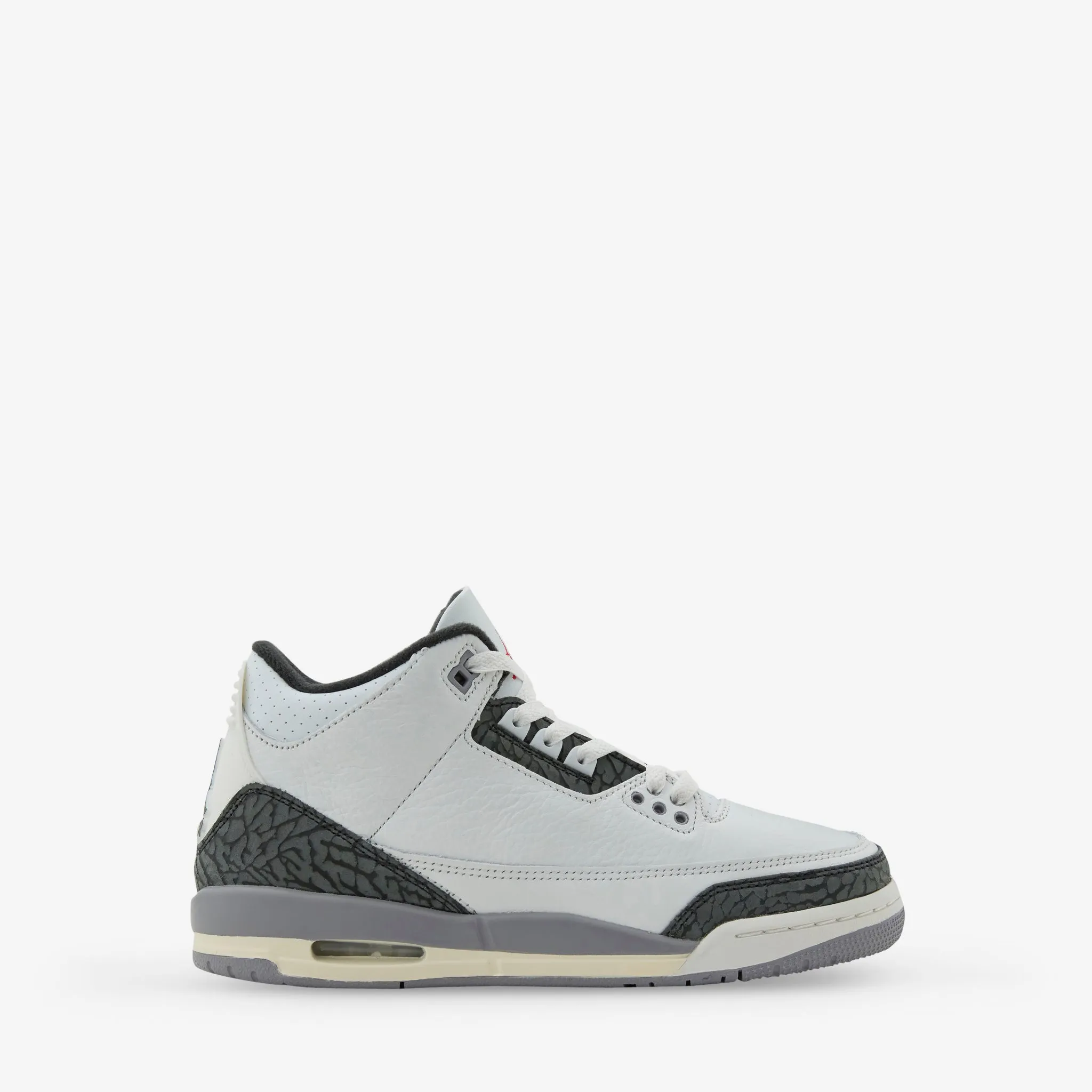 Beach Friendly Simple Pair Grade School Air Jordan 3 Retro Summit White | Fire Red | Cement Grey | Black