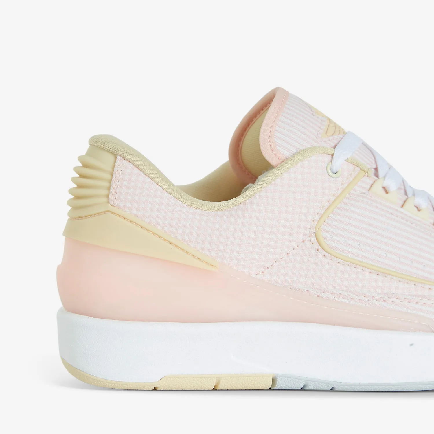 Sunrise Path Mark Step Air Jordan 2 Retro Low Atmosphere | Pale Vanilla | White
