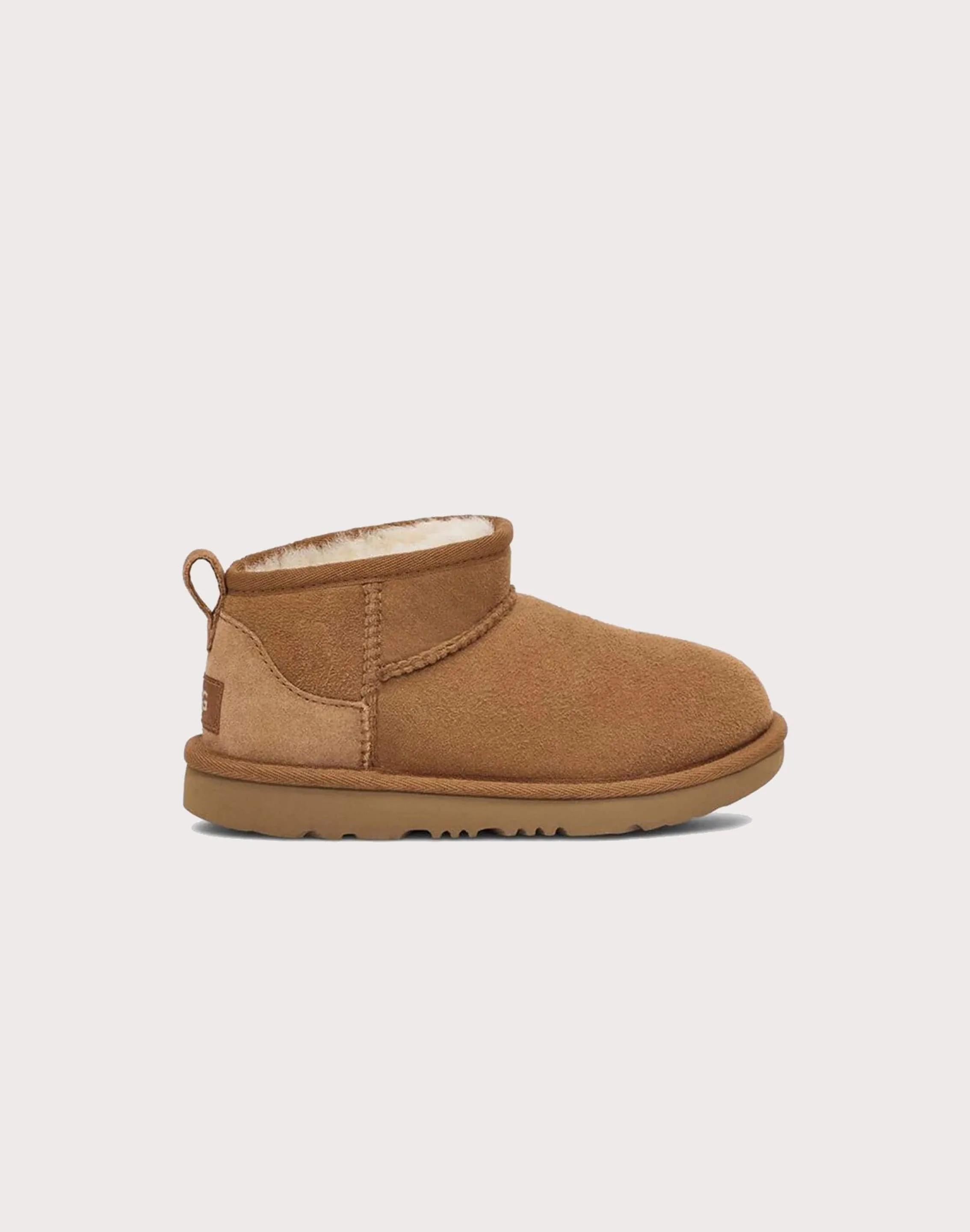 UGG Classic Ultra Mini Boots Grade-School Clean Fit Minimalist