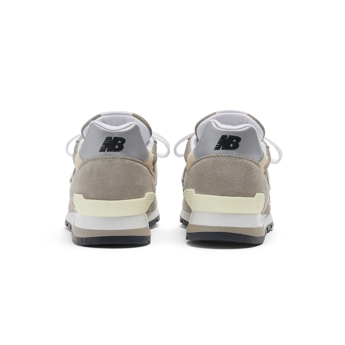 Photo Glam Sky Light in USA 996 Core 'Grey'