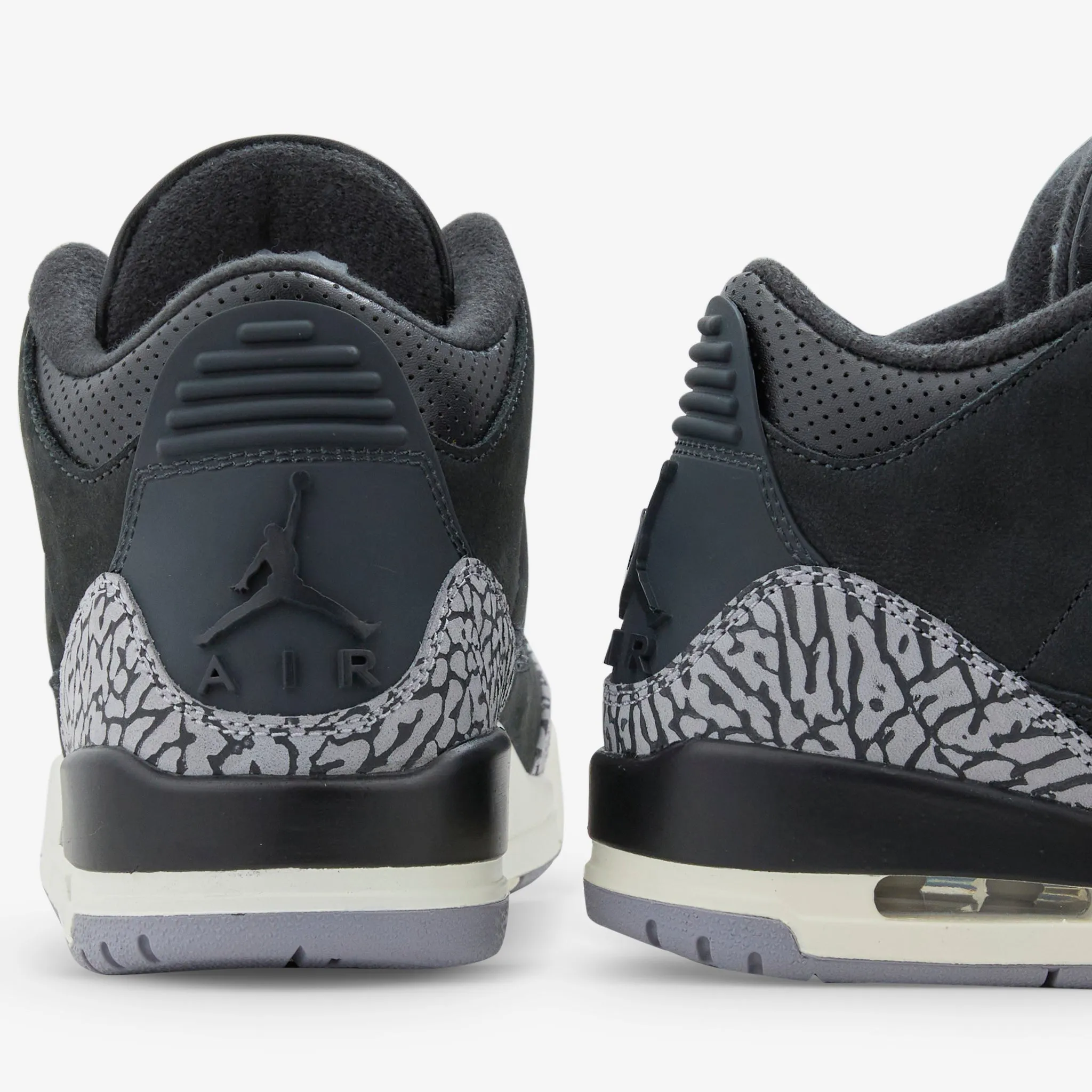 Women's Air Jordan 3 Retro Off Noir | Black | Sail | Cement Grey On Trend