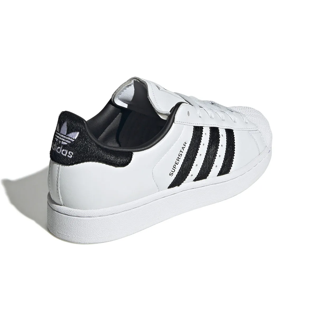 Flexible Design Corner Style Wmns Superstar II 'White Black Pony'