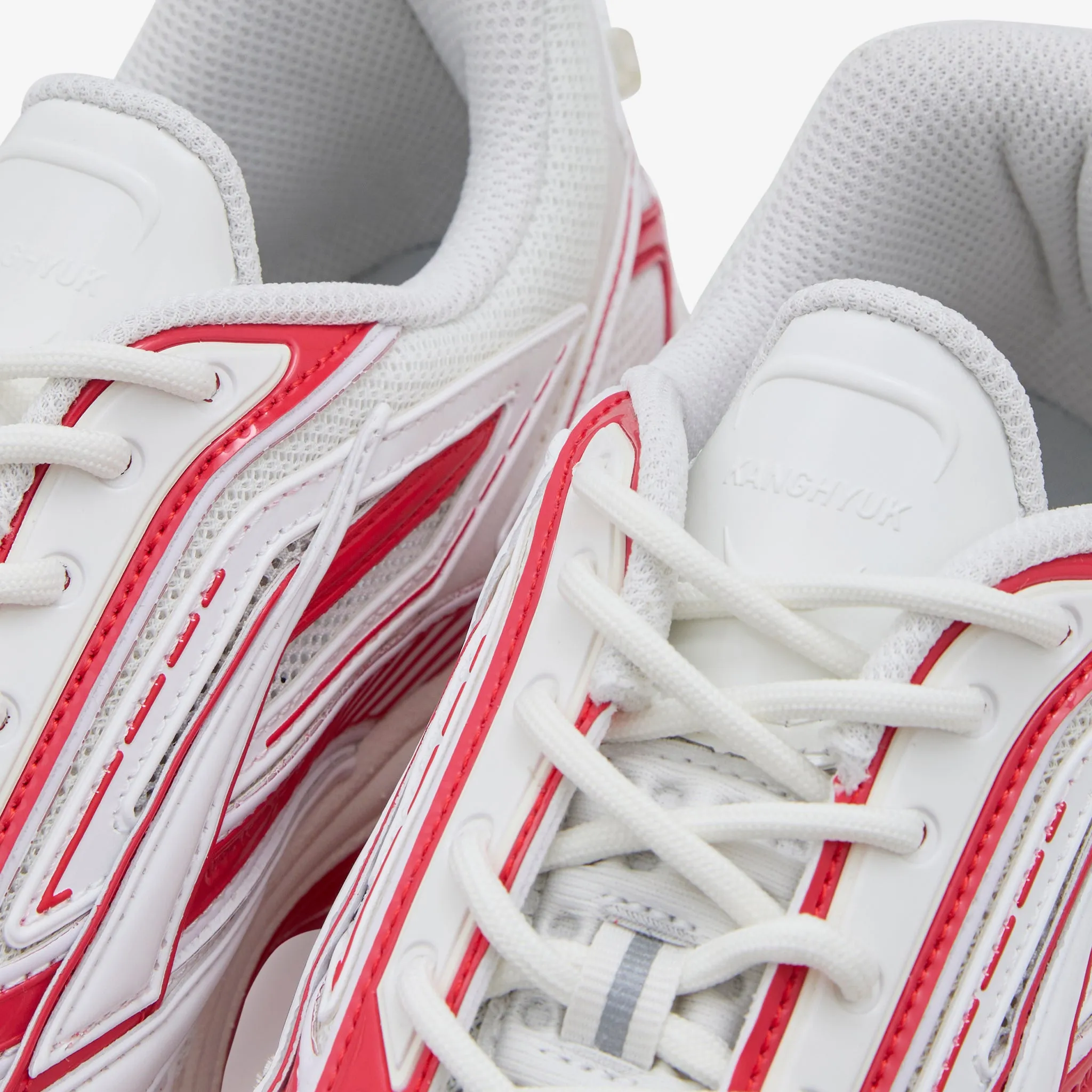 Side Support London Edge Kanghyuk x Premier Road Ultra White | Red
