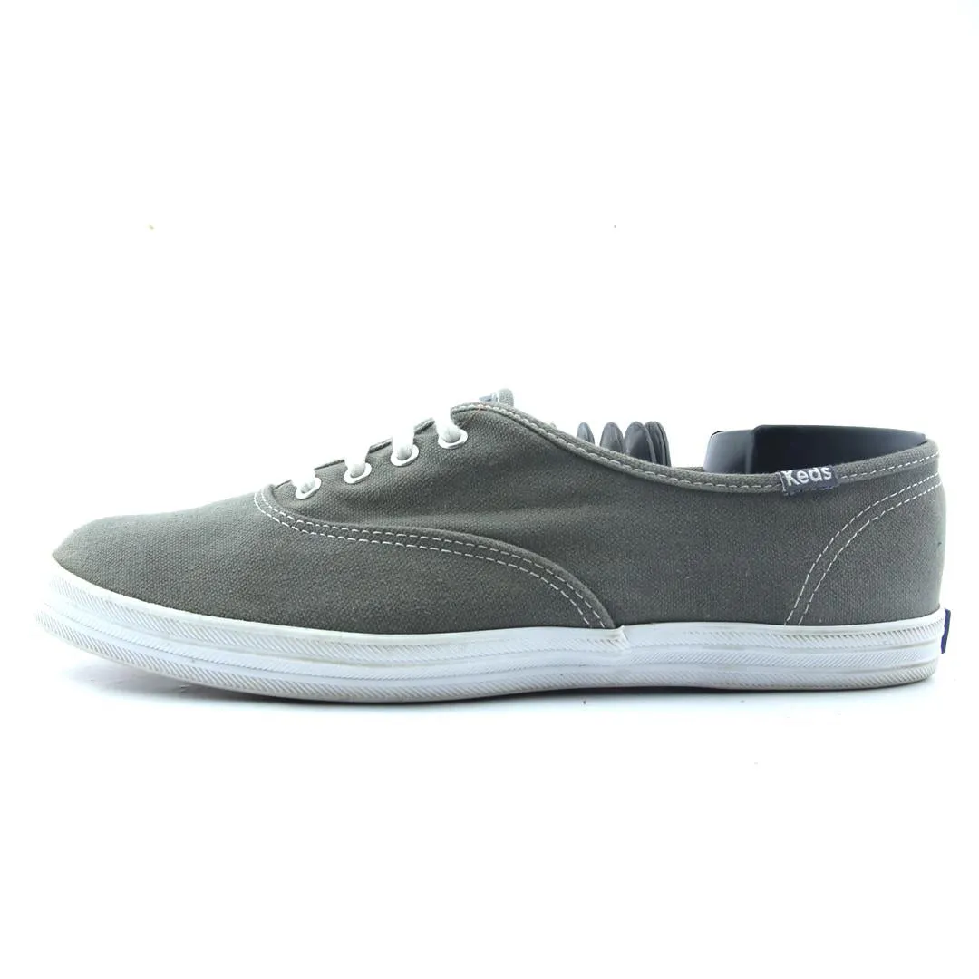 KEDS ORTHOLITE Punch Step Festival Ready