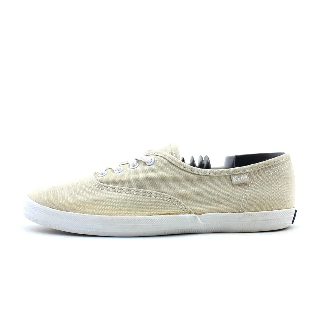 KEDS . Travel Outfit Flexible Grip