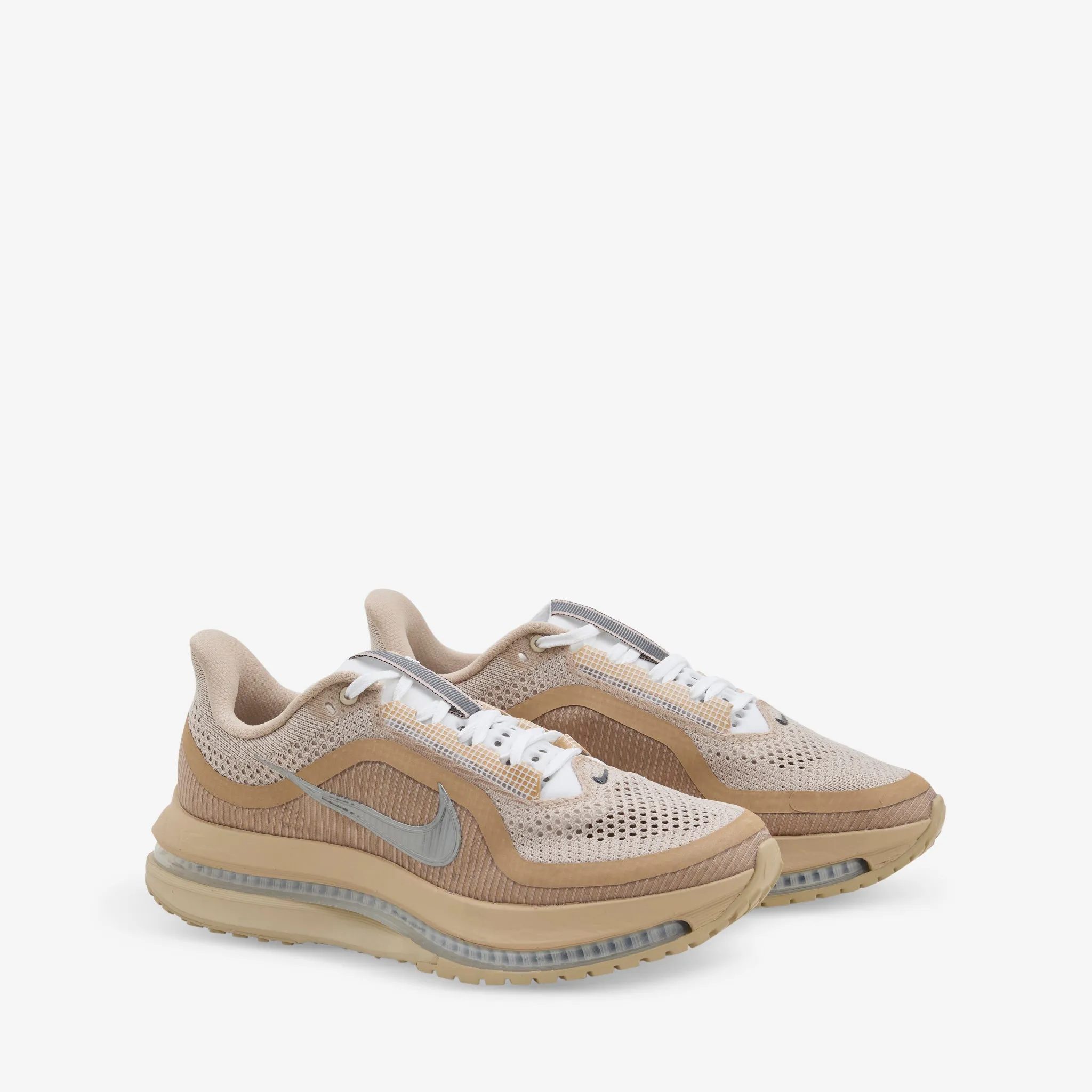 Score Step Pegasus Premium SP Mushroom | Metallic Silver | White