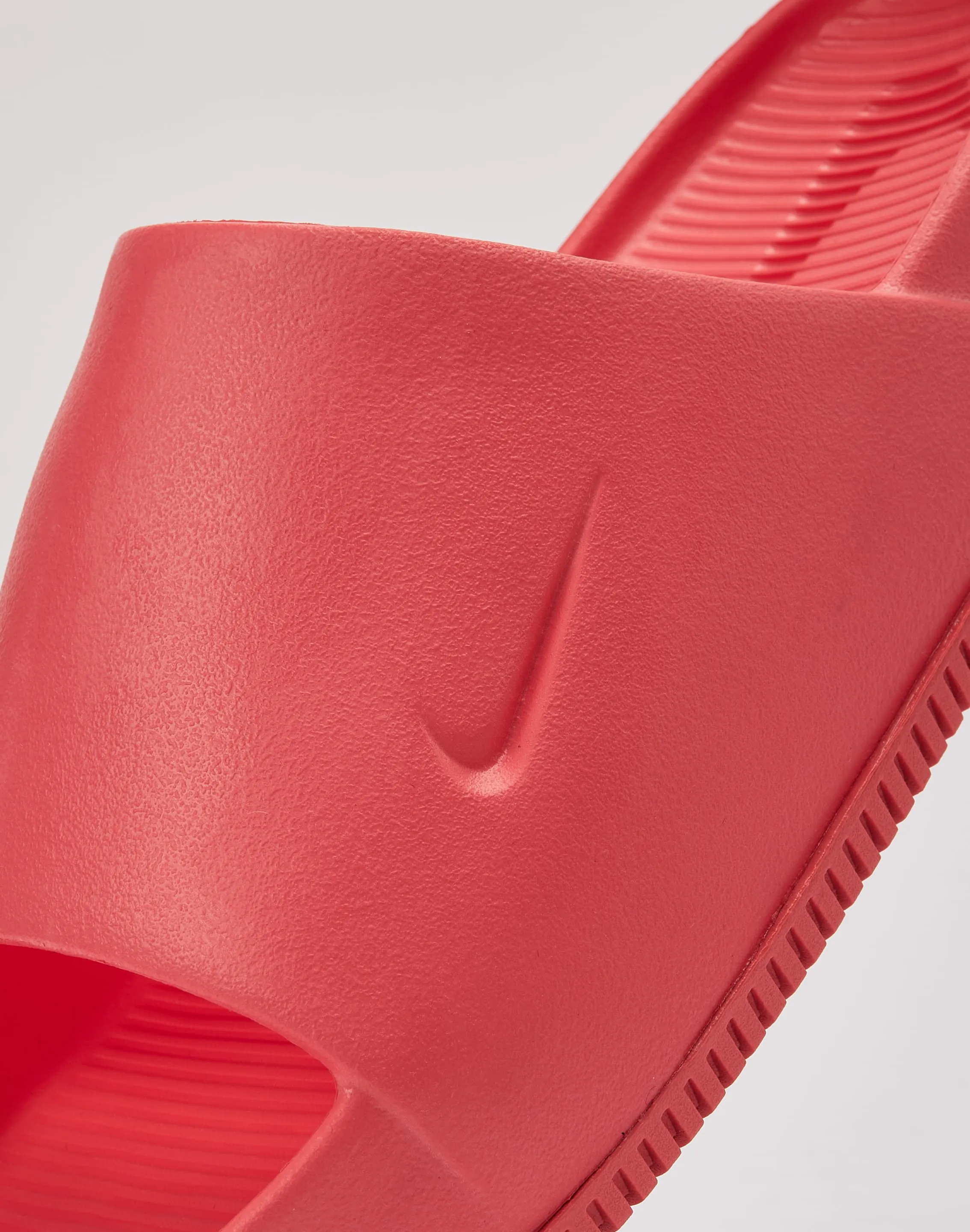 Nike  Calm Slides Long   Lasting Comfortable Design Features