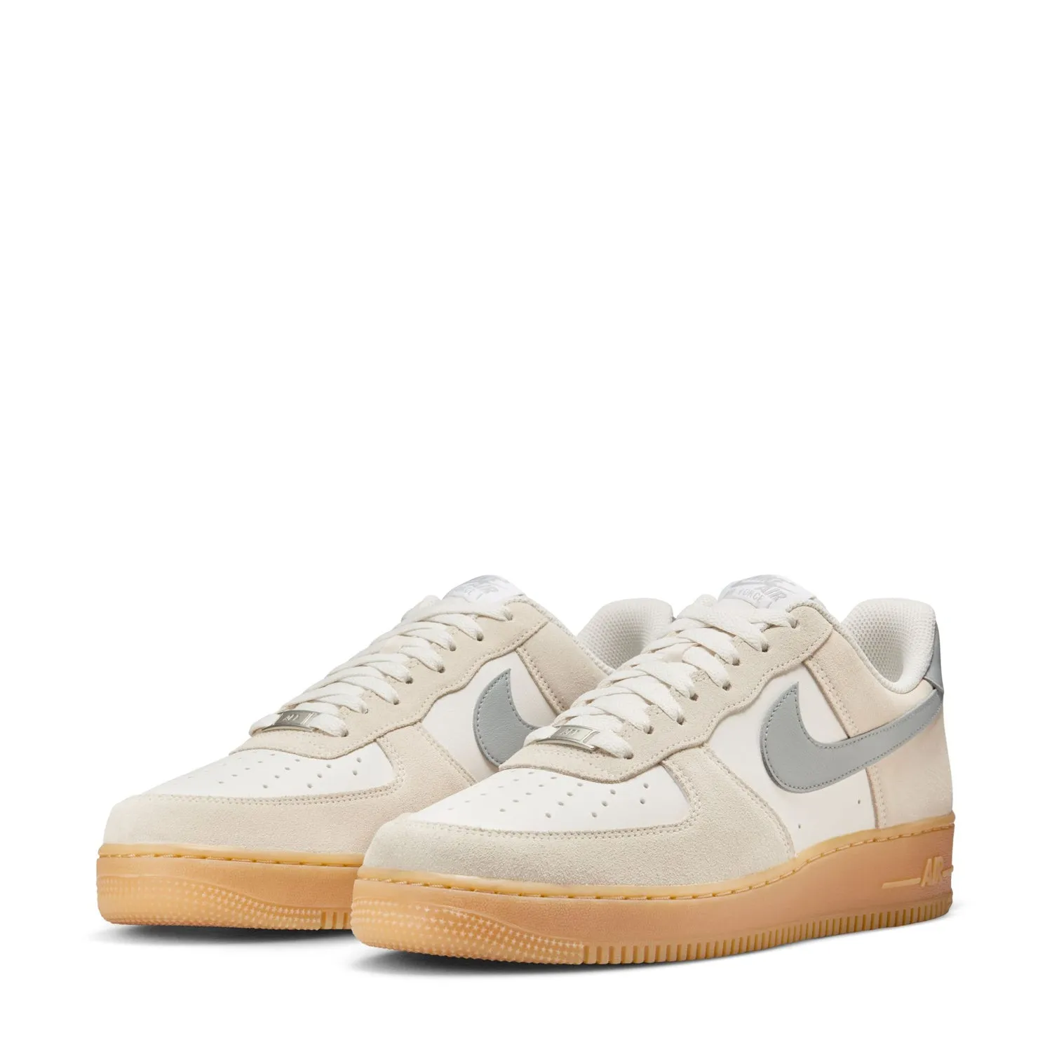 Air Force 1 Low 07 LV8 - Mens style - focused