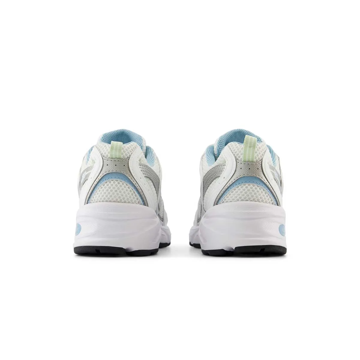 New In 530 'White Silver Metallic Blue'