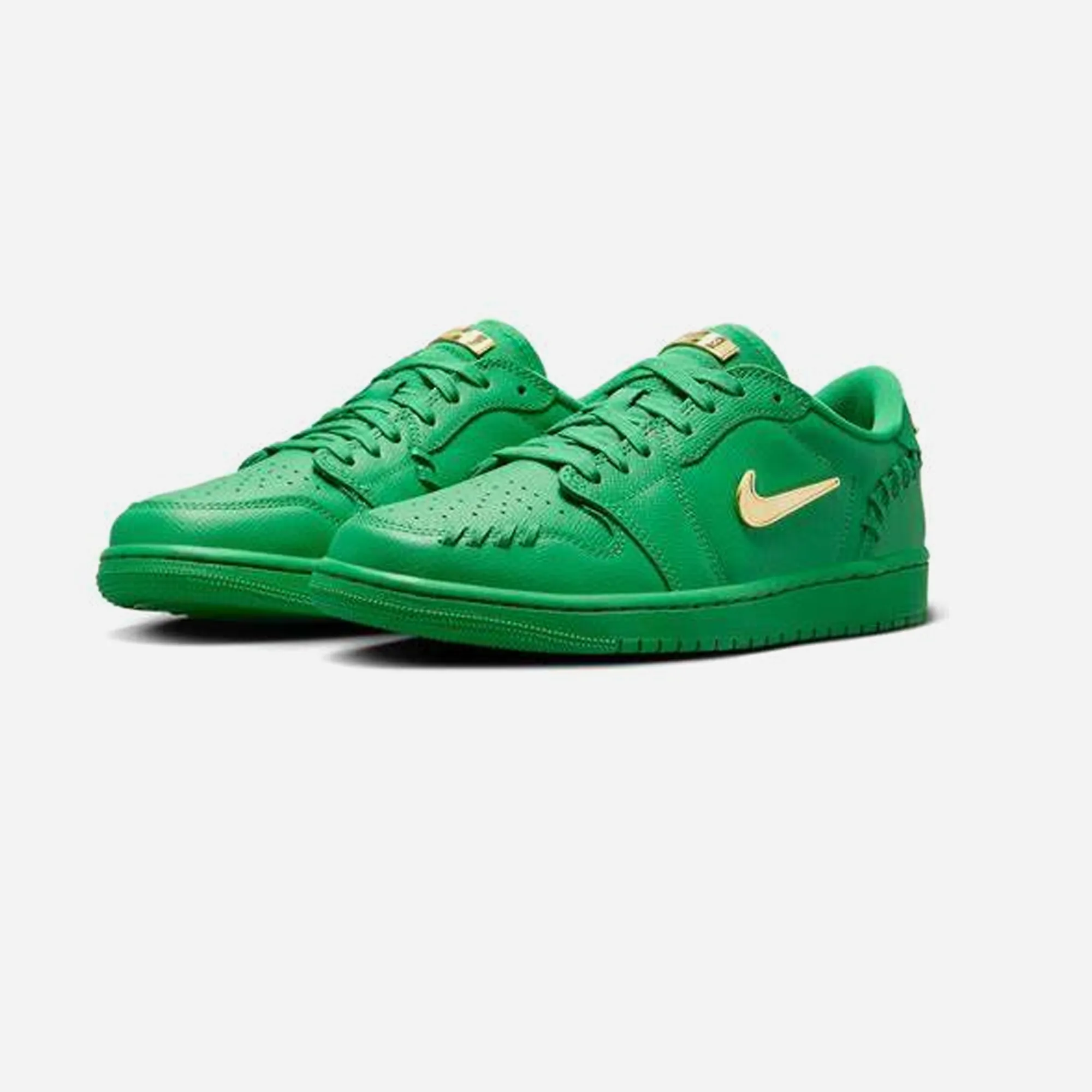 Nike Air Jordan 1 Low Method of Make Lucky Green WMNS evening walk