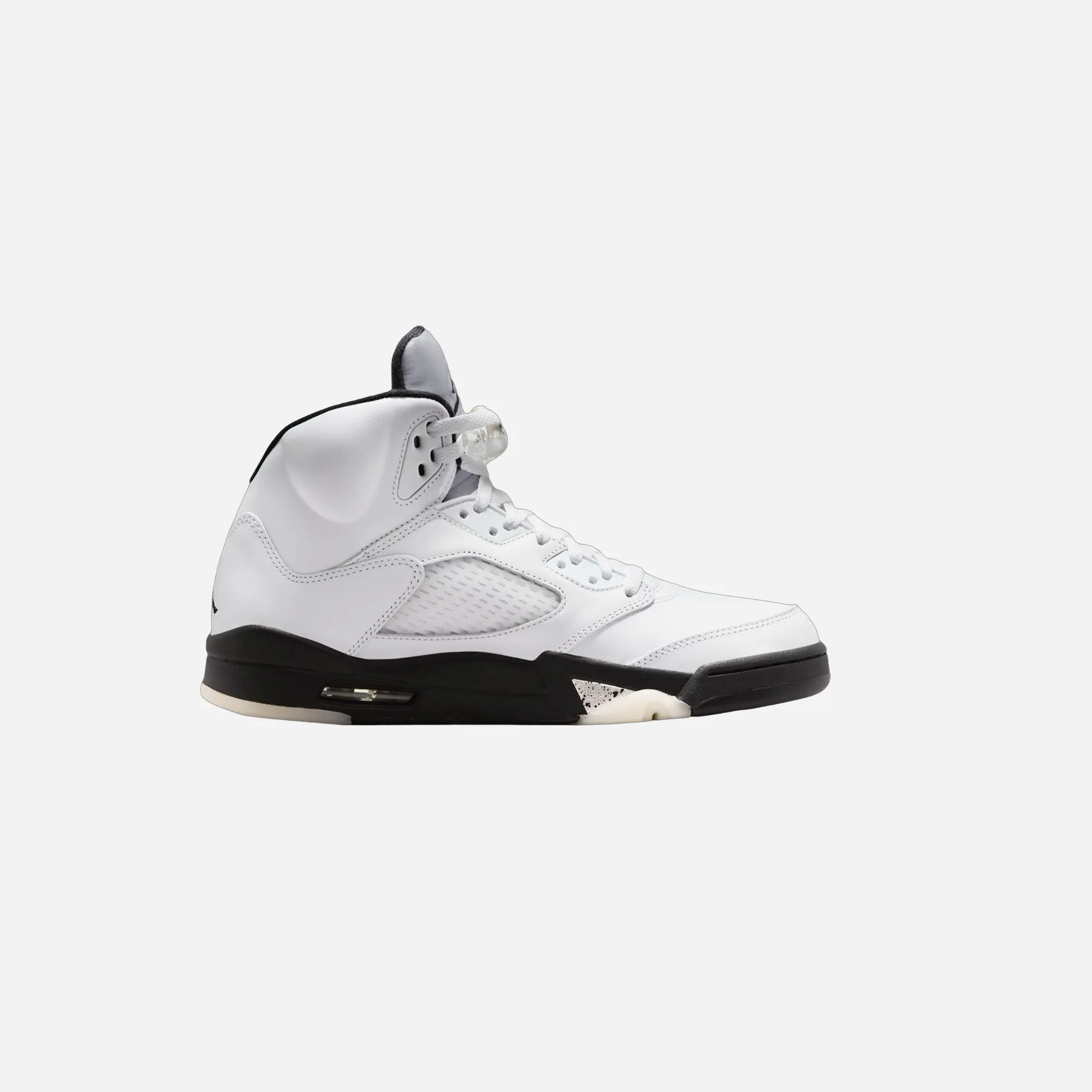 Trekking Fit Winter Ready Nike Air Jordan 5 White and Black