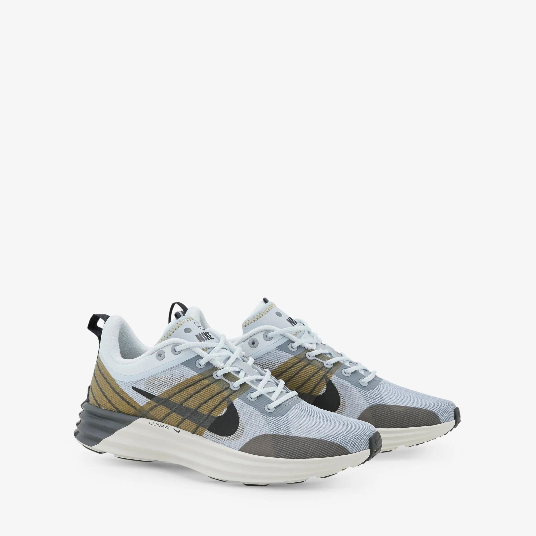 Lunar Roam Pure Platinum | Black | Wolf Grey Padded collar