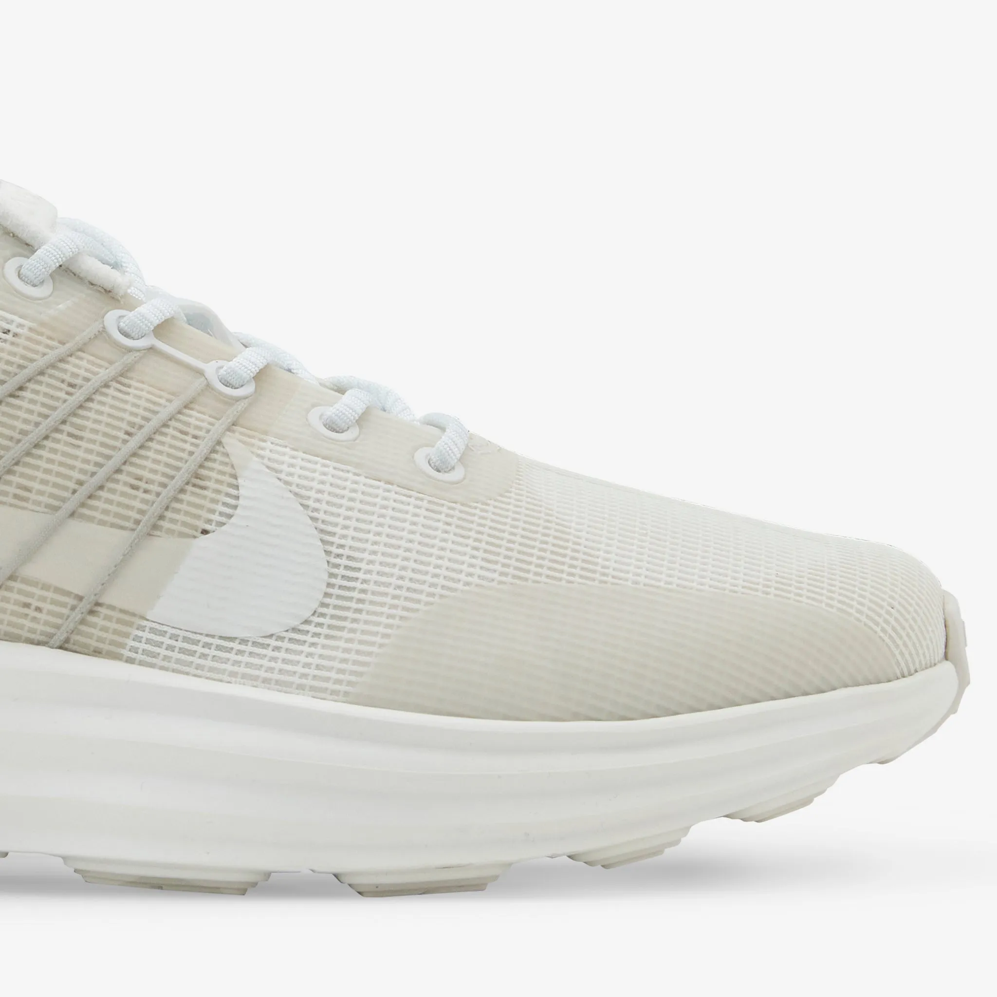 Sporty Fit Lunar Roam Summit White | Summit White | Phantom