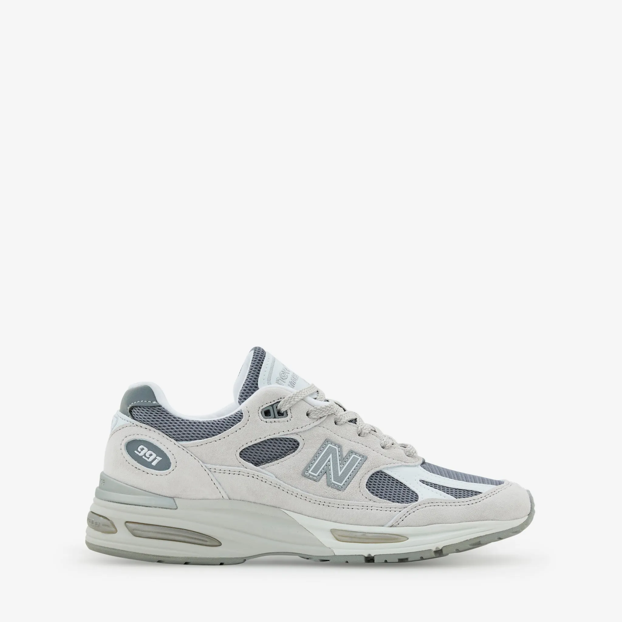 Layered Look Power Balance Made in UK 991v2 Nimbus Cloud | Cool Grey | Silver