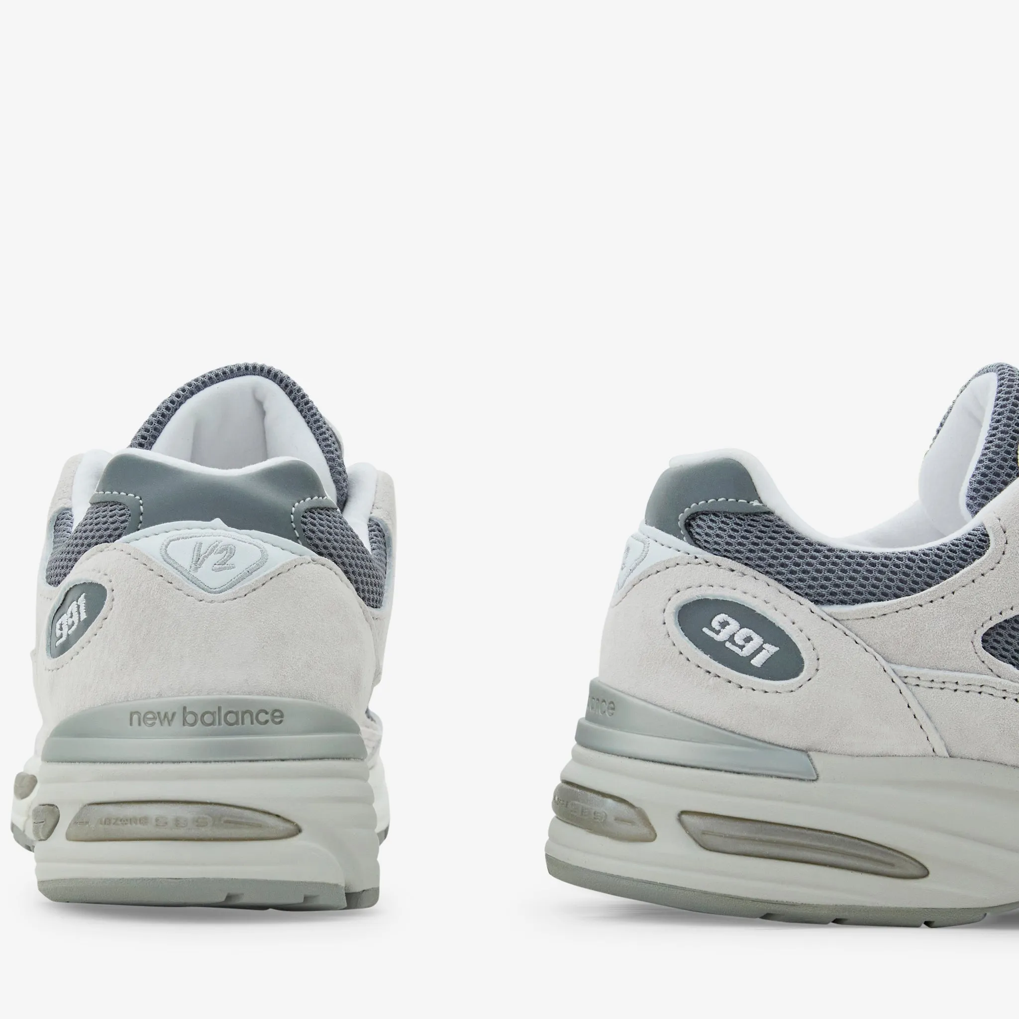 Made in UK 991v2 Nimbus Cloud | Cool Grey | Silver Scandi Clean