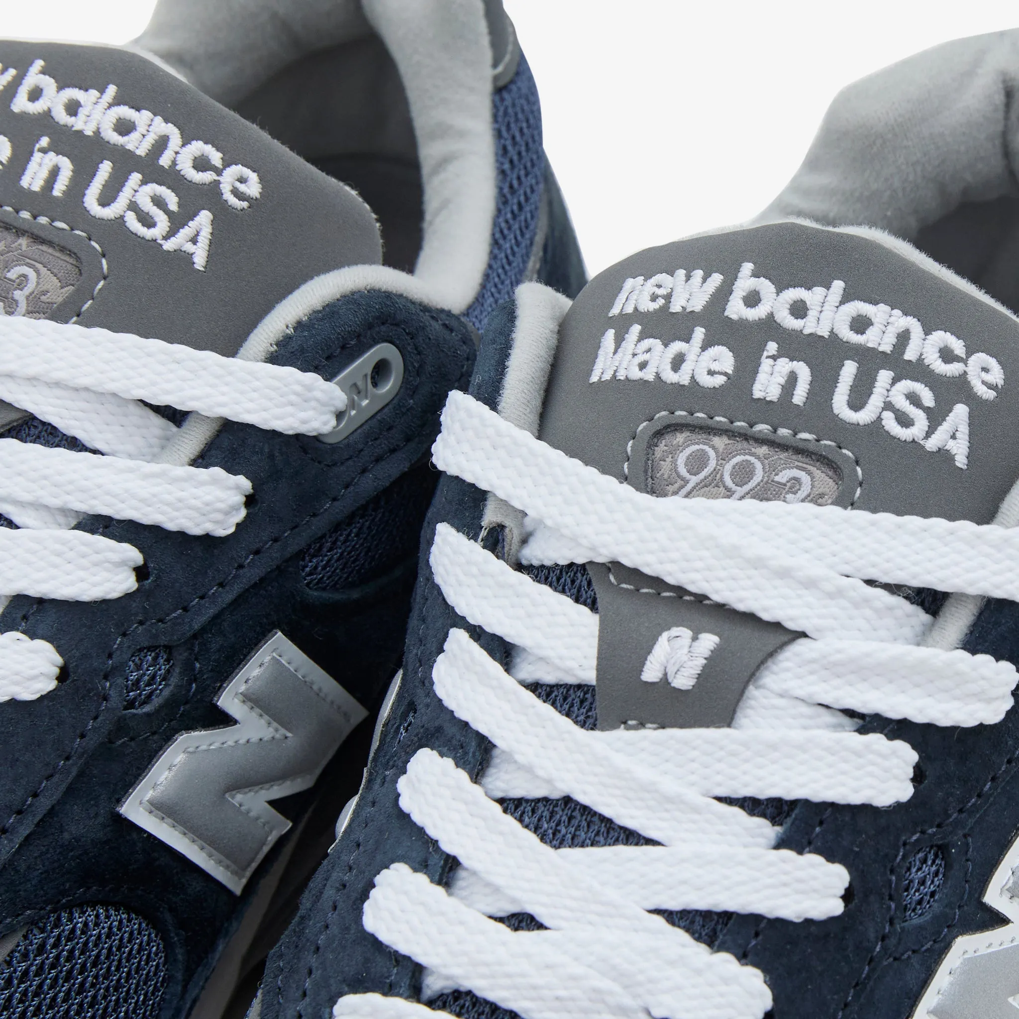 Made in USA 993 Navy | White slim cut