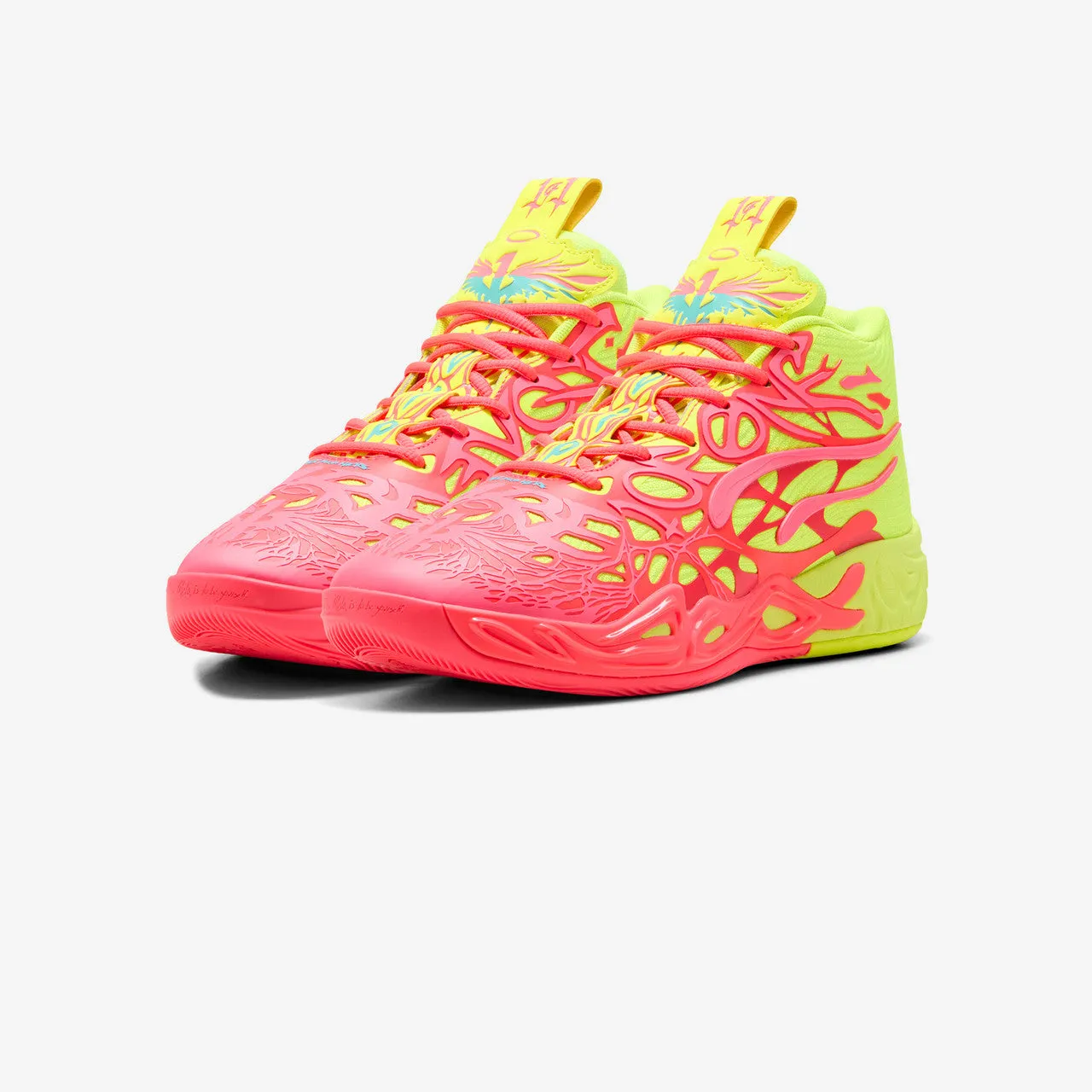MB.04 Love Seamless Upper