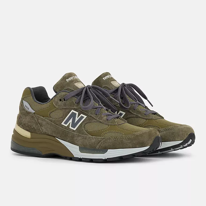 Gym Life mens new balance 992 (dark camo/covert green)