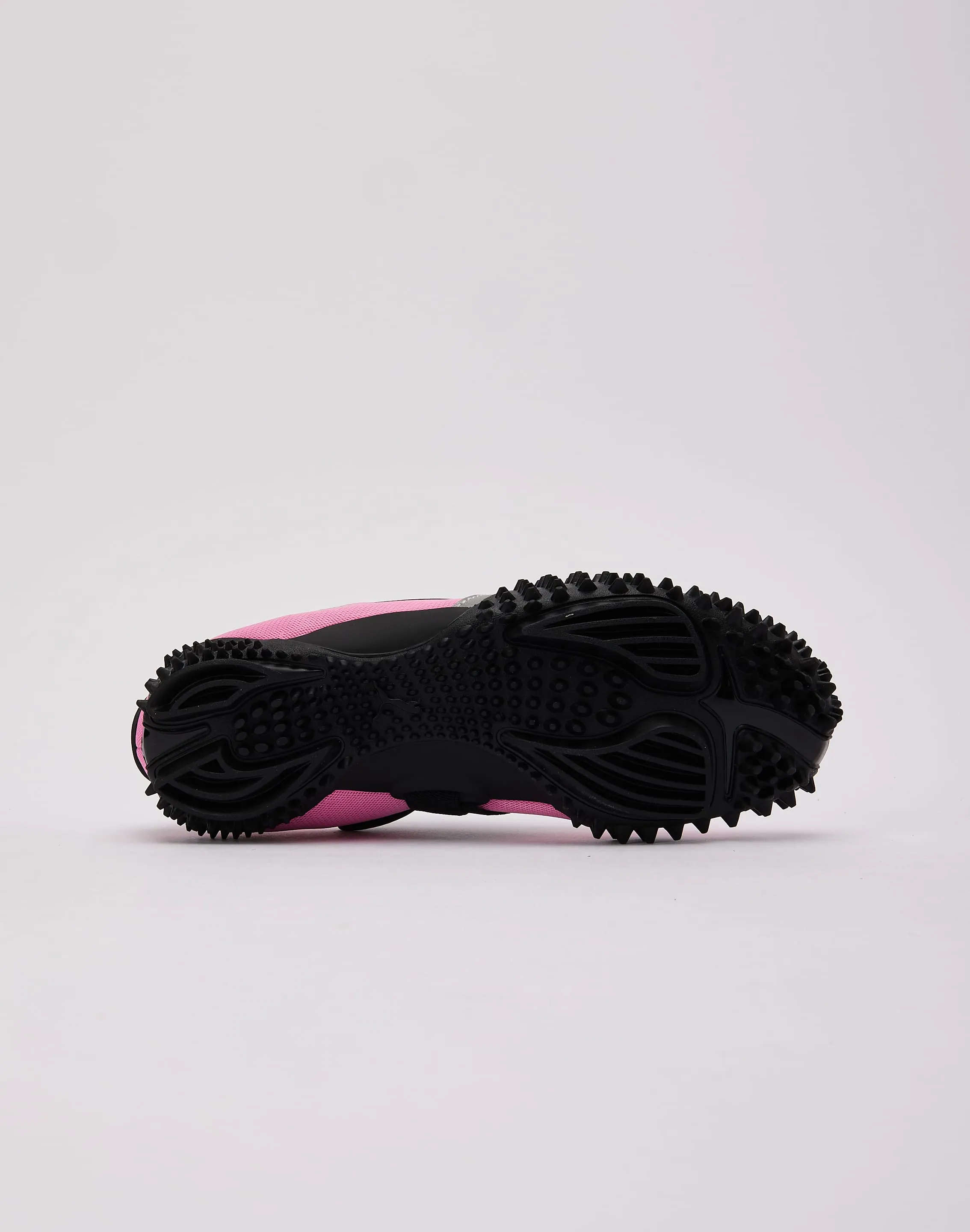 Cushioned traction Puma Mostro OG