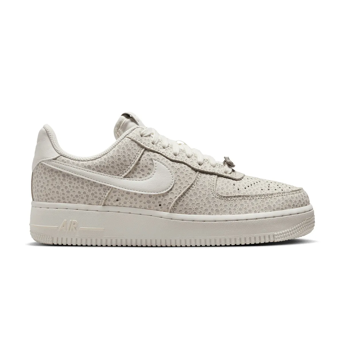 Year long Stage Glow Wmns Air Force 1 '07 Premium 'Safari Phantom'