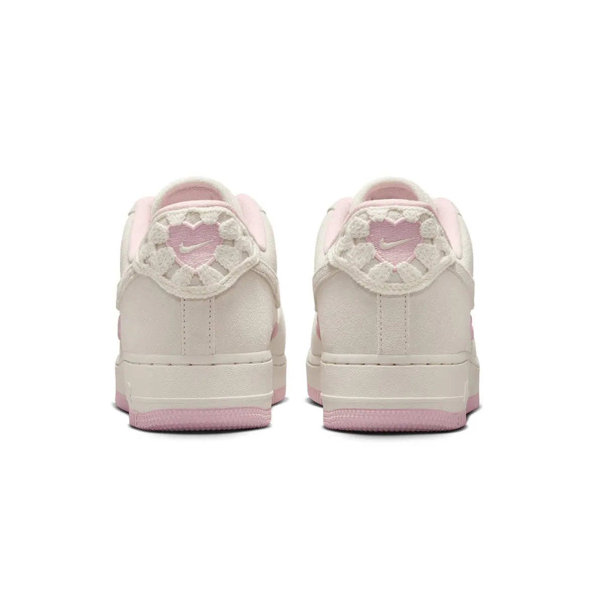 Ergonomic Design Month Strong Wmns Air Force 1 '07 LX 'Valentine??s Day'