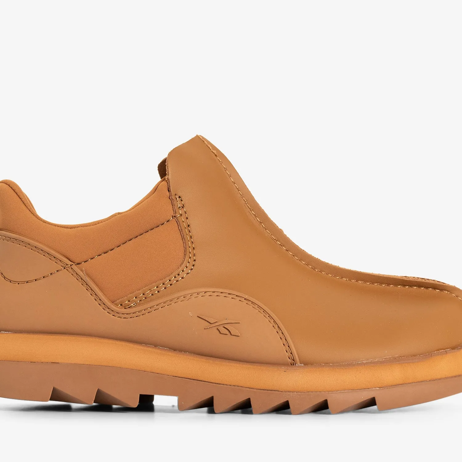 Beatnik Moc Wild Brown Flat Base