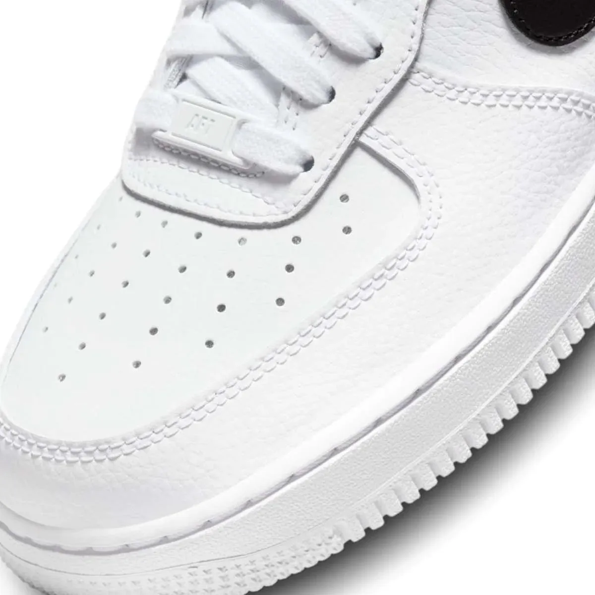 Moon Walk Firm Ground Wmns Air Force 1 'White Black'