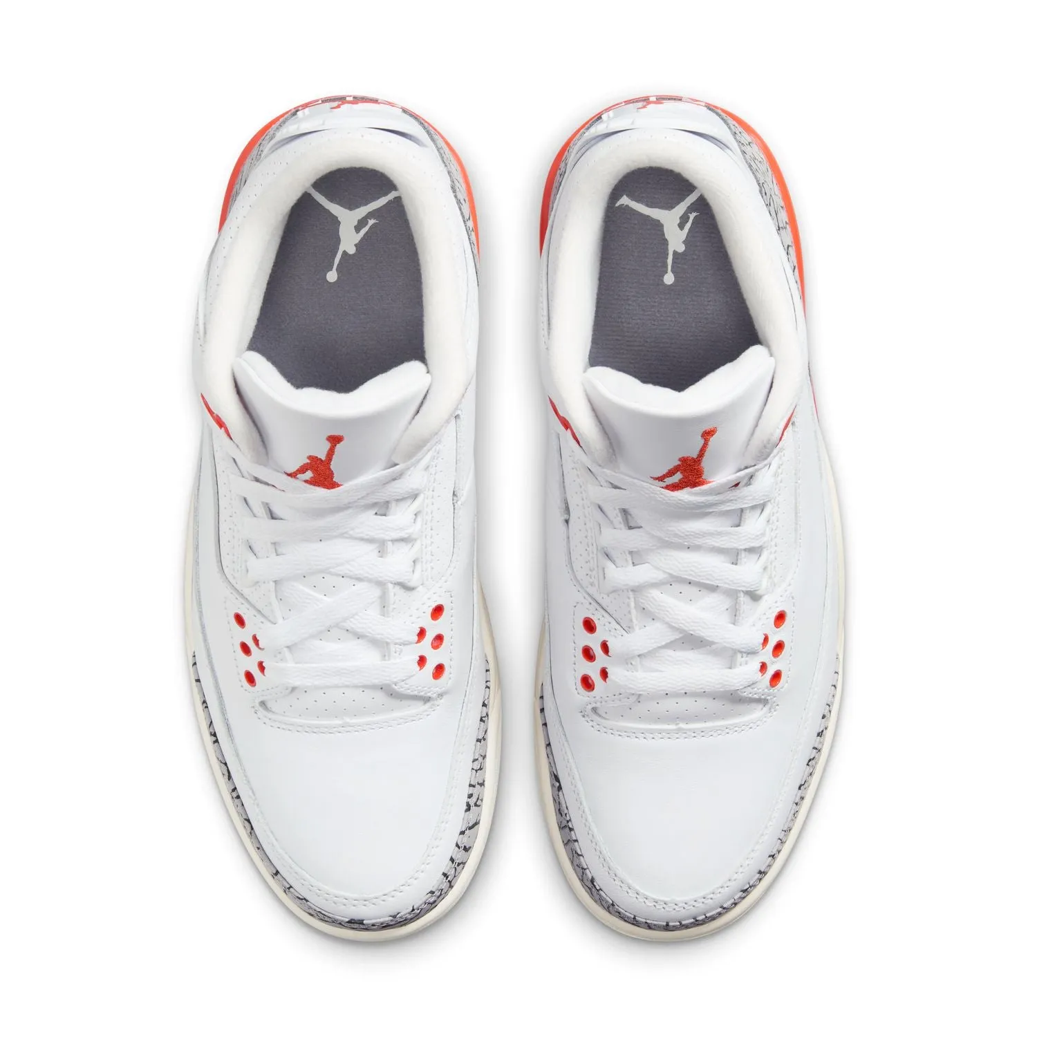 Wmns Air Jordan 3 Retro 'Georgia Peach' group walk