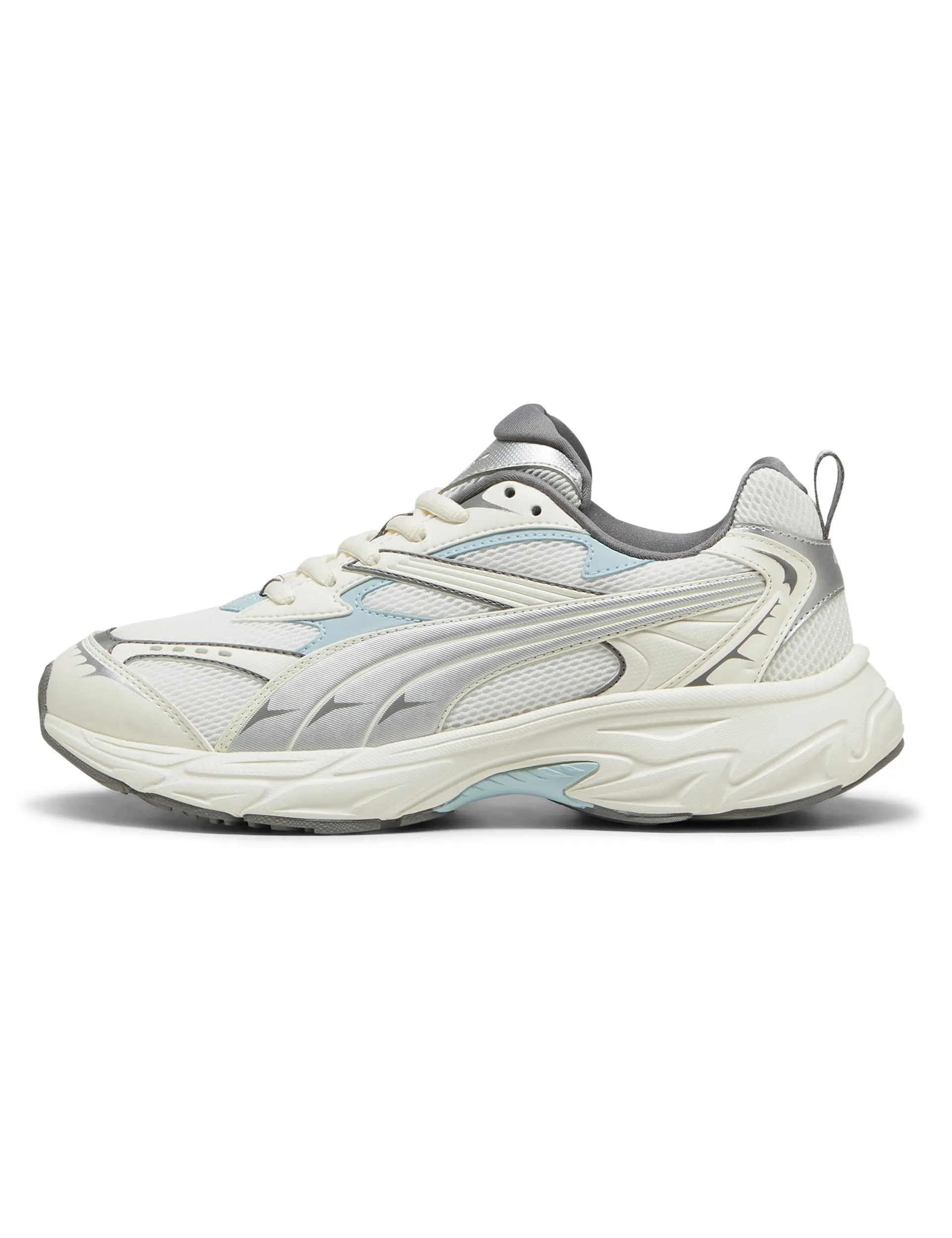 Morphic Sneakers - Warm White/Frosted Dew Motion Fit
