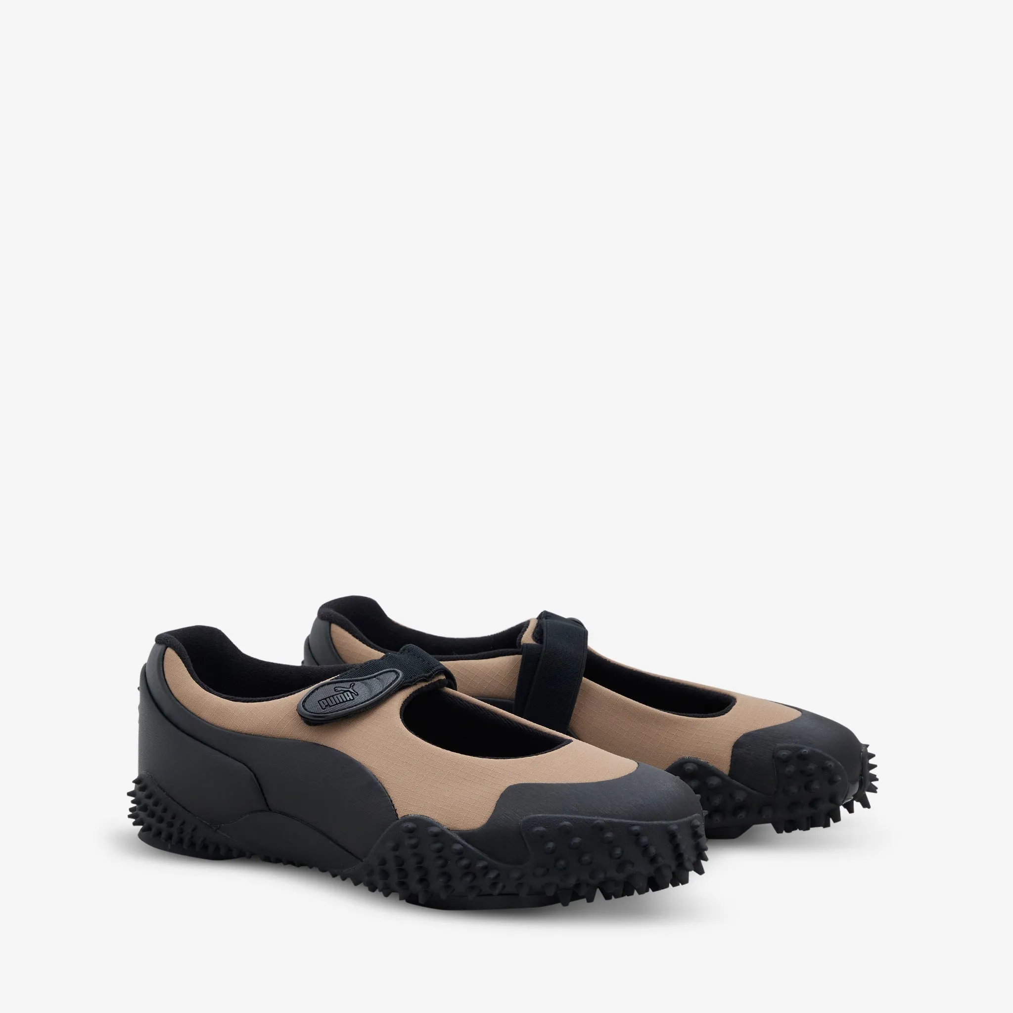Mostro Fey Gorp Toasted | PUMA Black Chill Look Smart Steps
