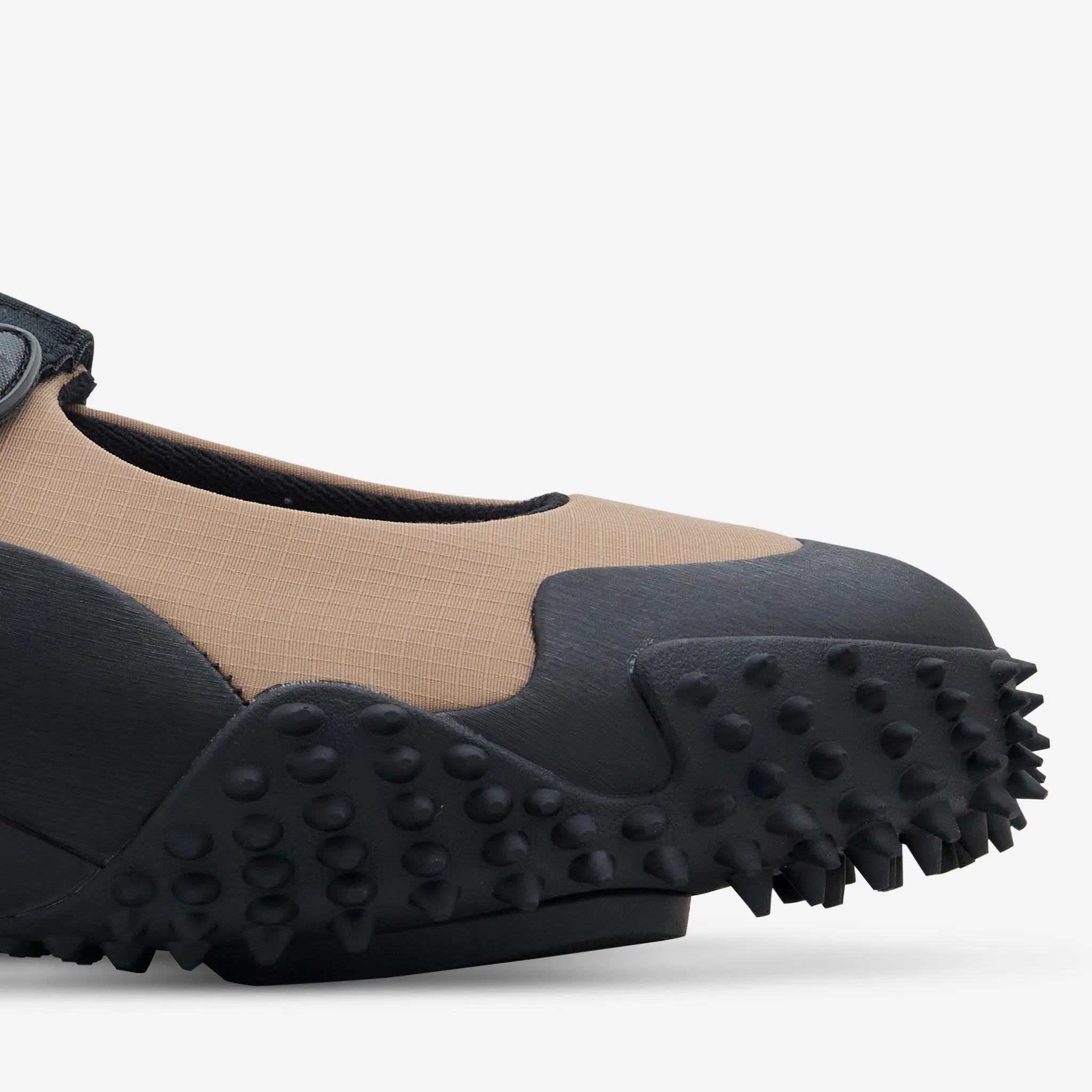 Mostro Fey Gorp Toasted | PUMA Black Wear Light