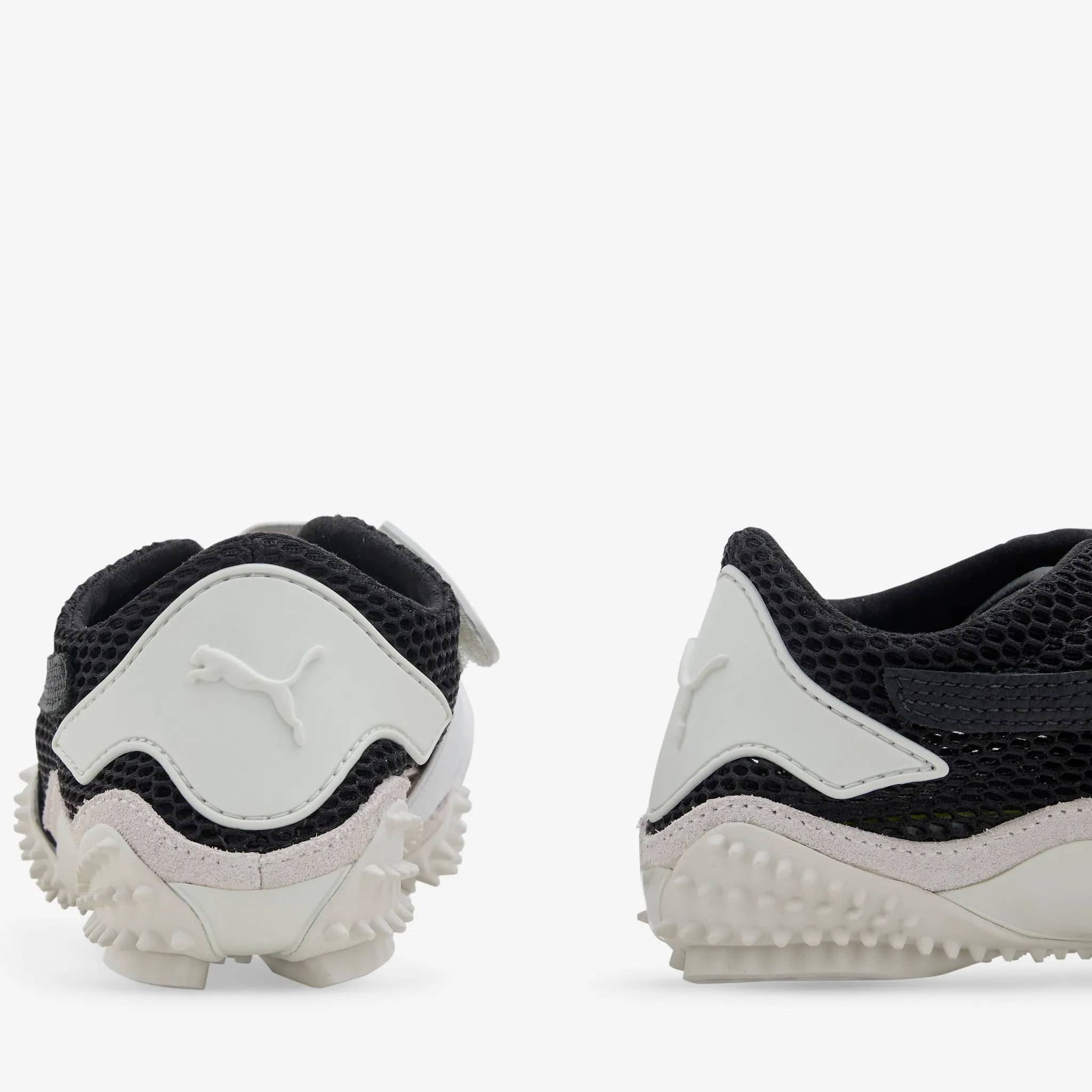 Mostro Mesh Vapor Gray | PUMA Black Sleek Fit
