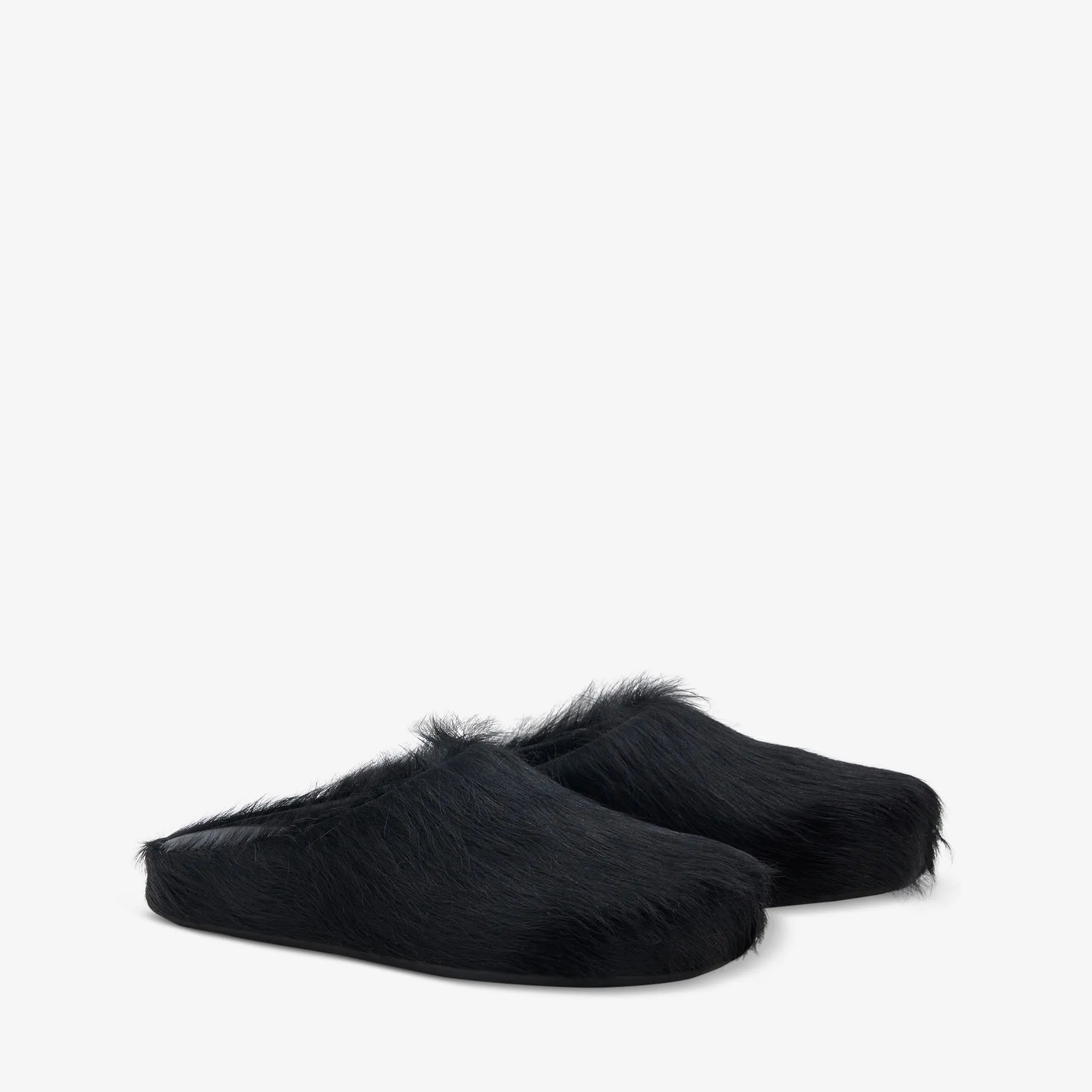 Soft Focus Unisex Look Long Hair Calfskin Fussbett Sabot Black