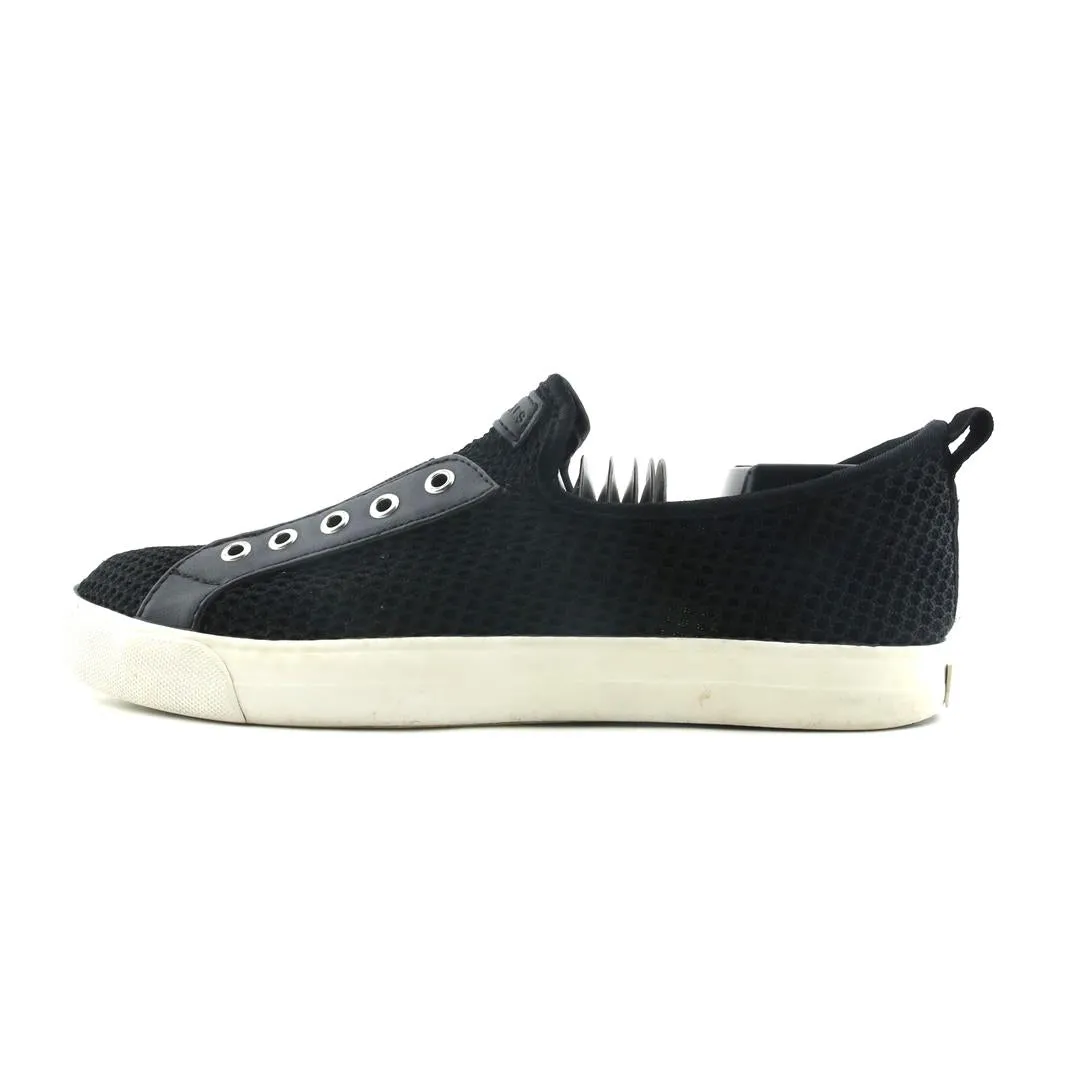Evening Stroll Dirt Guard G BY GUESS GODELLA