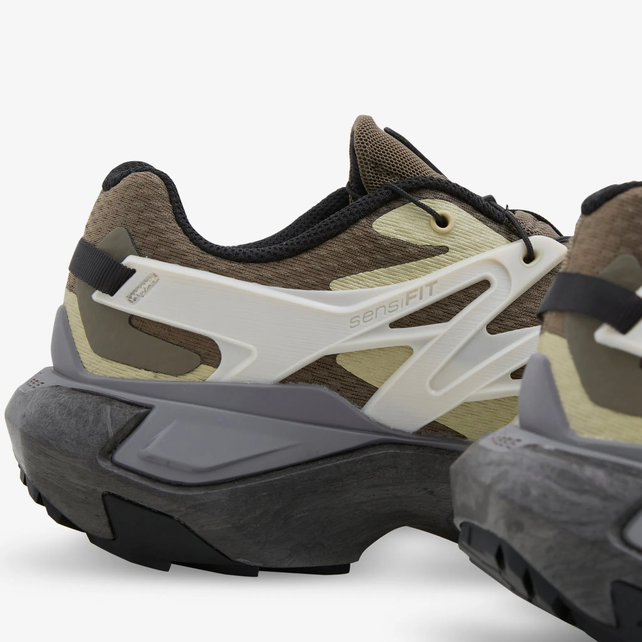XT PU.RE Advanced Stone Grey | Pale Olive Green | Vanilla Ice Speed Jog