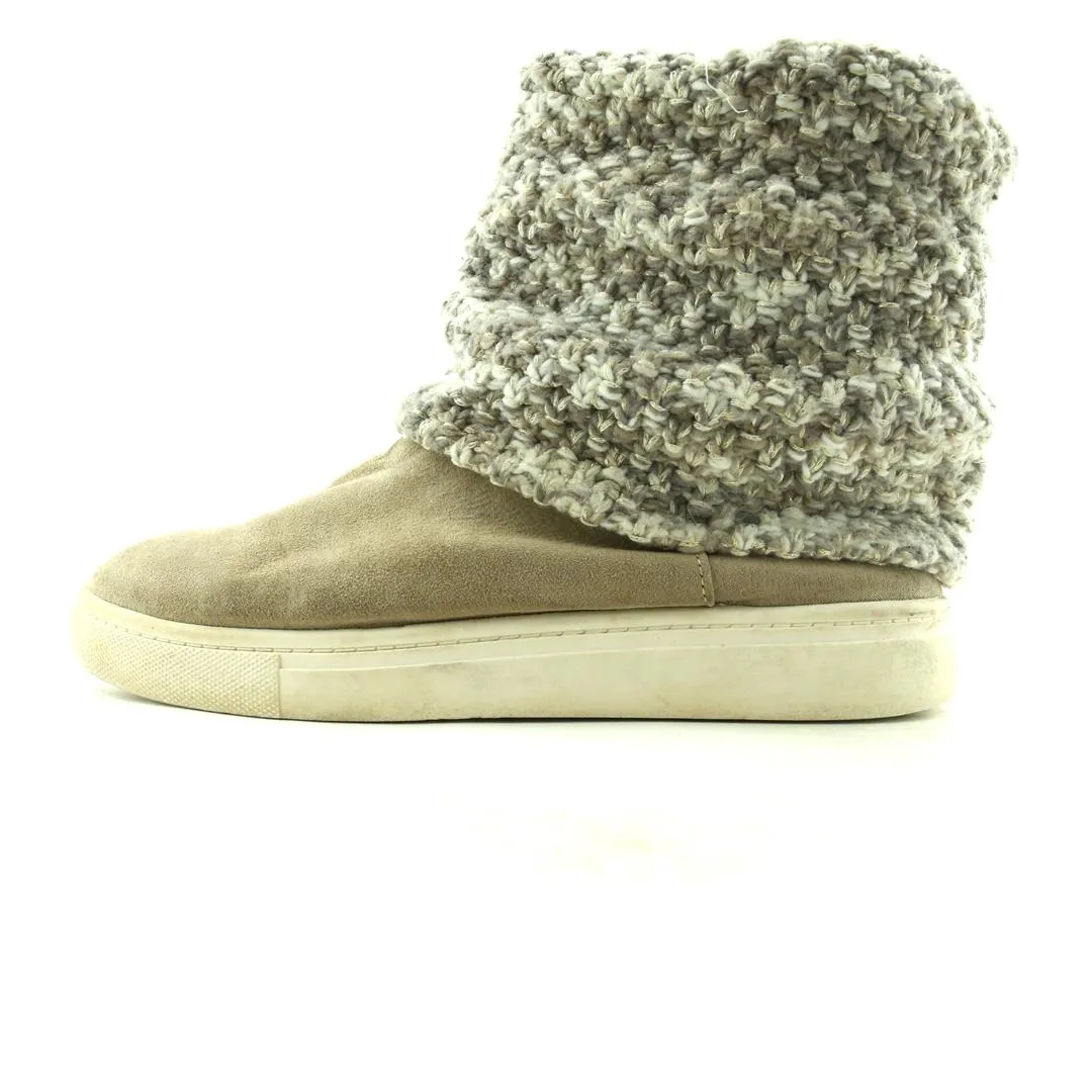 Slip In OLIVE & EDIE SKYLAR