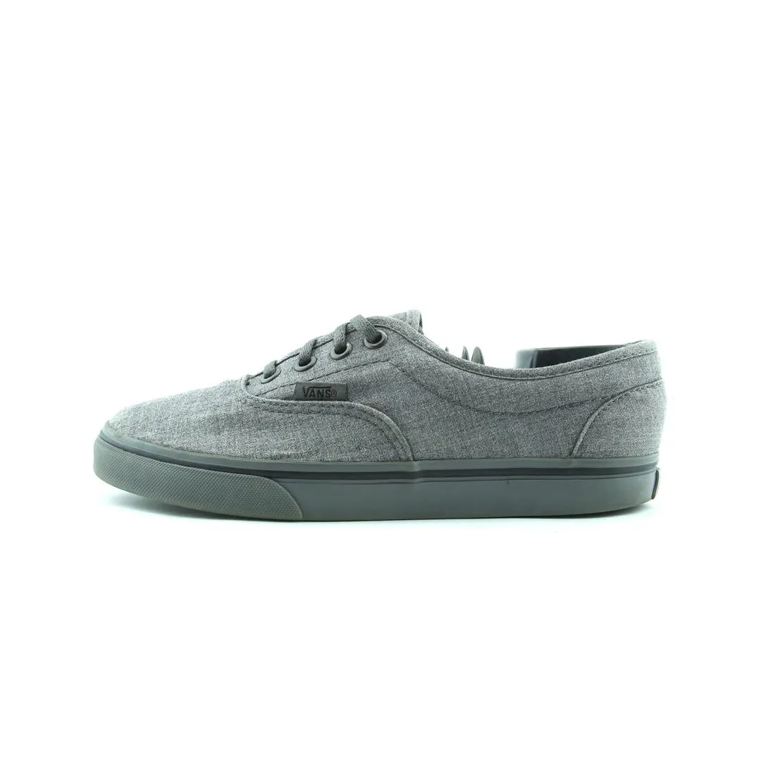 Modern Fit Comfortable ankle VANS AUTHENTIC