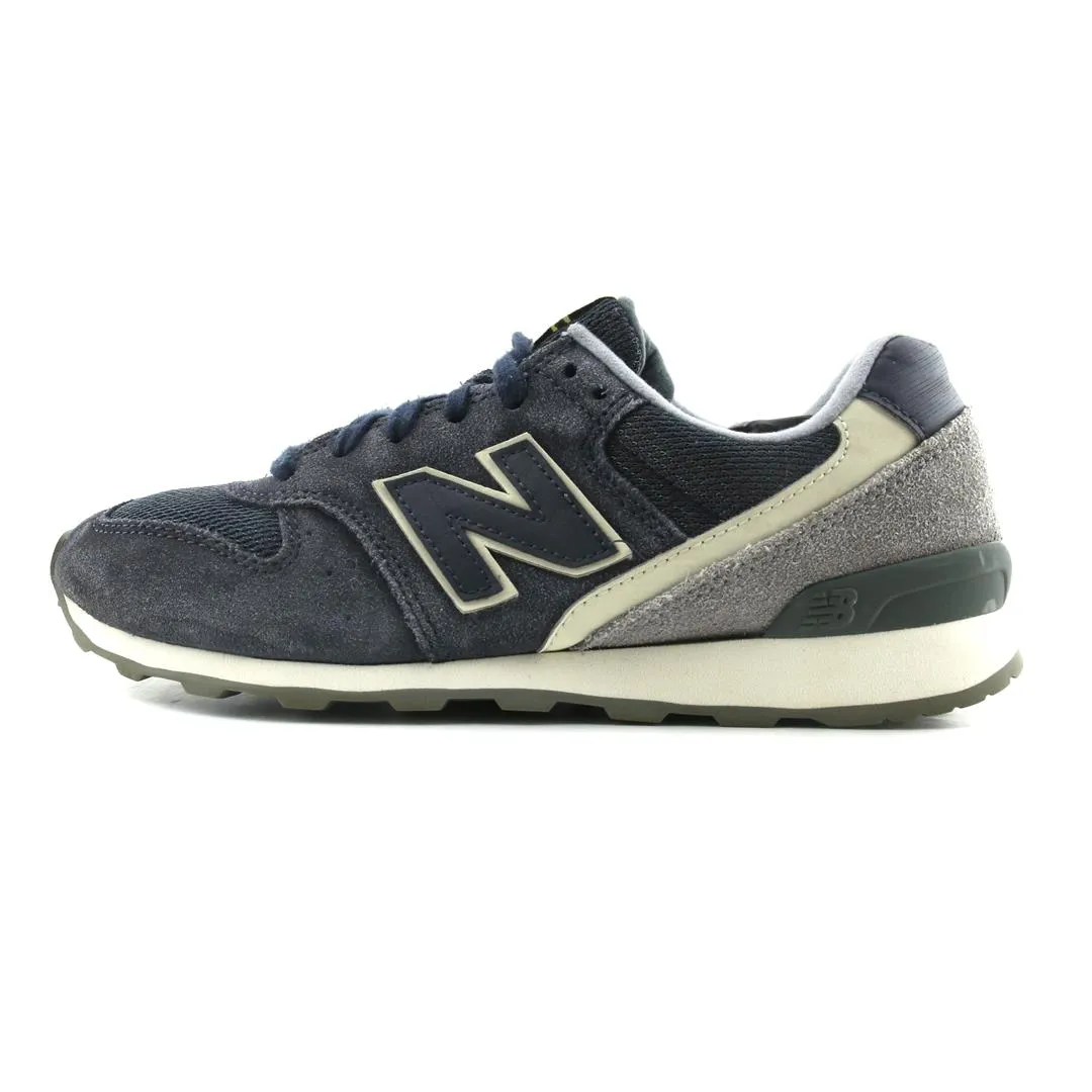 Flexible form NEW BALANCE 696