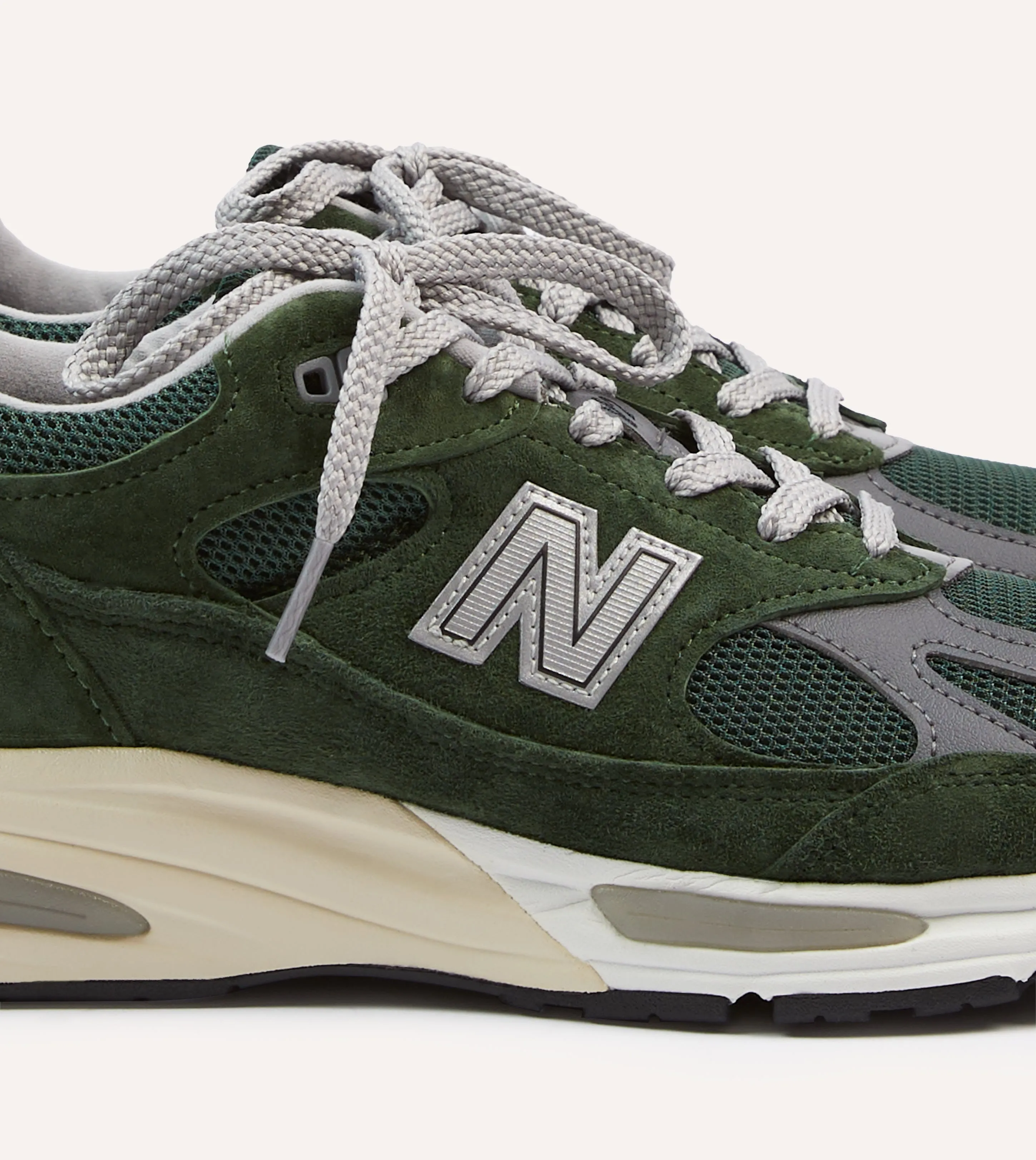 New Balance Kombu Green Made in UK 991v2 Trainers Structured Design Best-selling