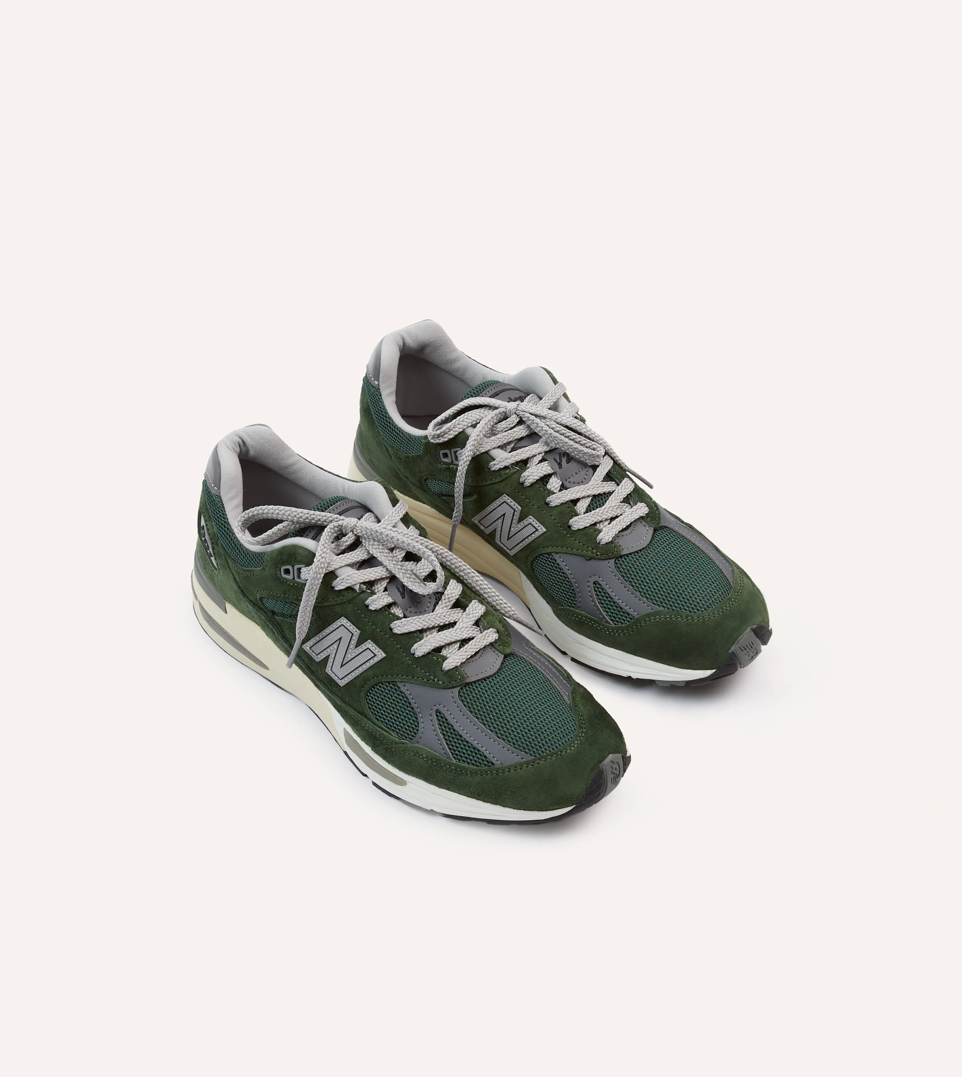 New Balance Kombu Green Made in UK 991v2 Trainers dancing - style buckle - closure