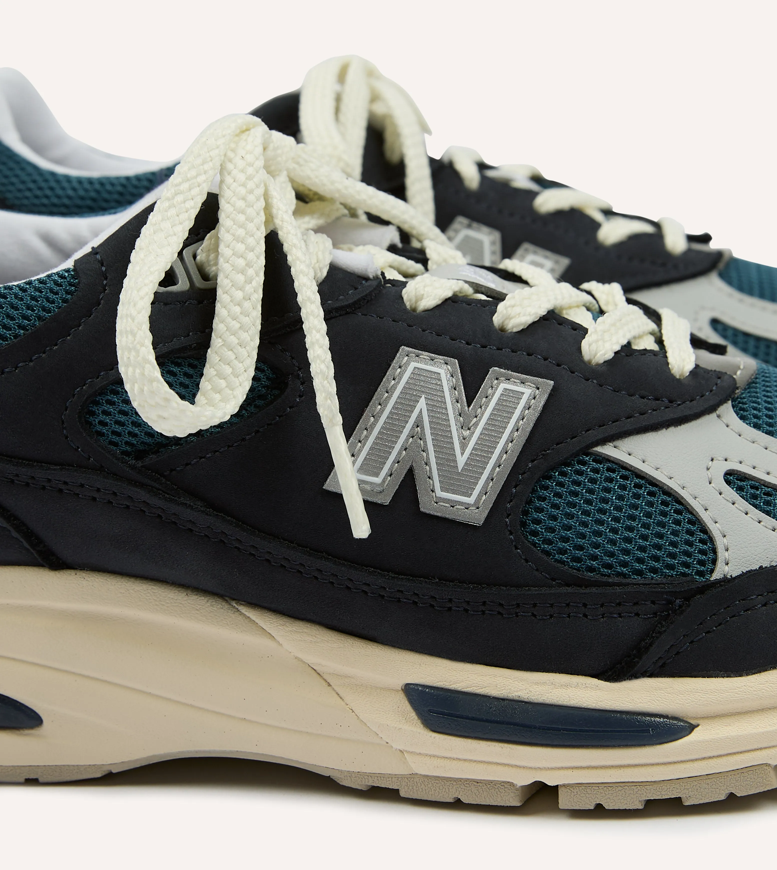 crucial Anti - odor New Balance Navy 'Vintage Sport' Made in UK 991v2 Trainers
