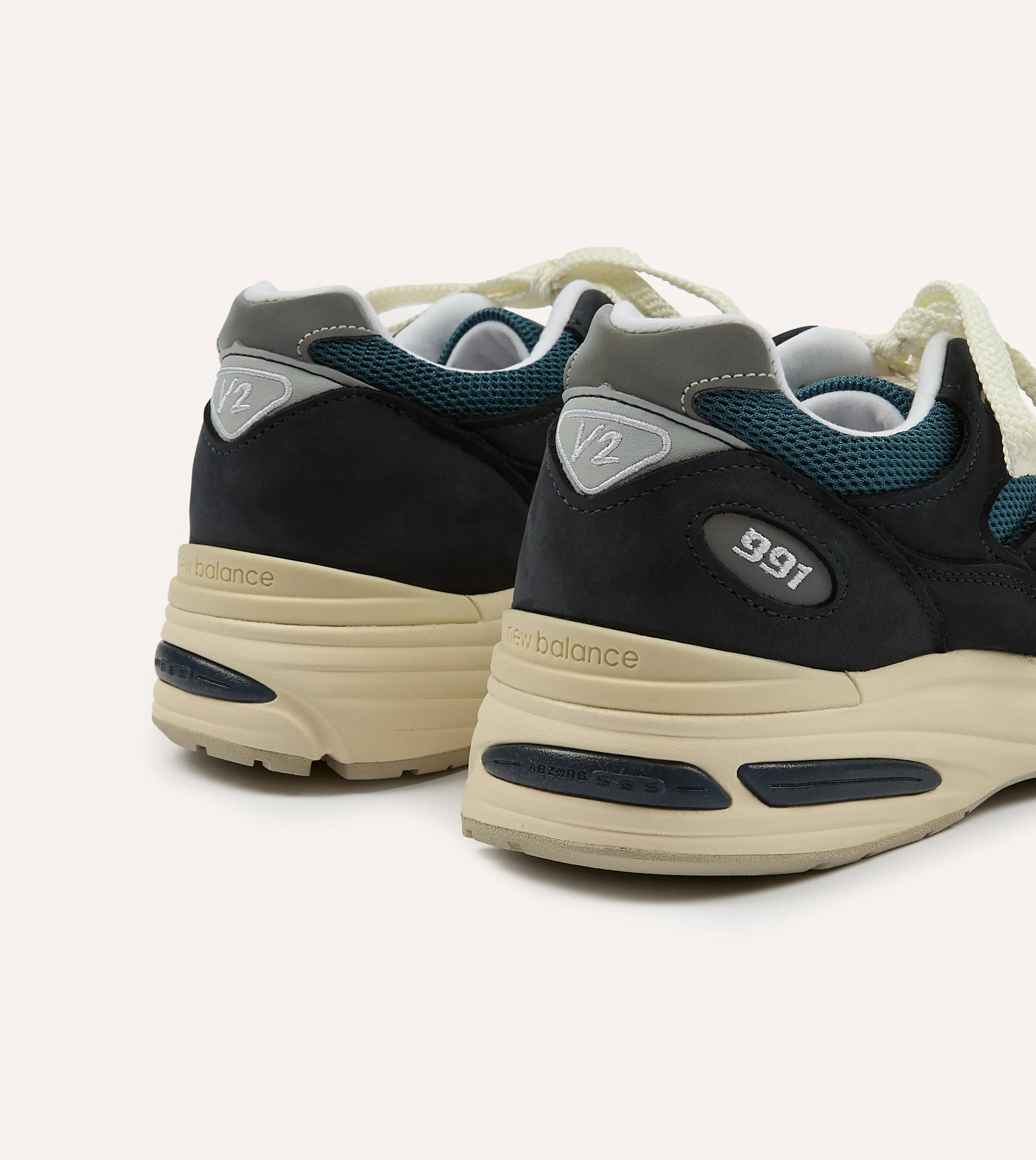 All-day Traction Heel New Balance Navy 'Vintage Sport' Made in UK 991v2 Trainers