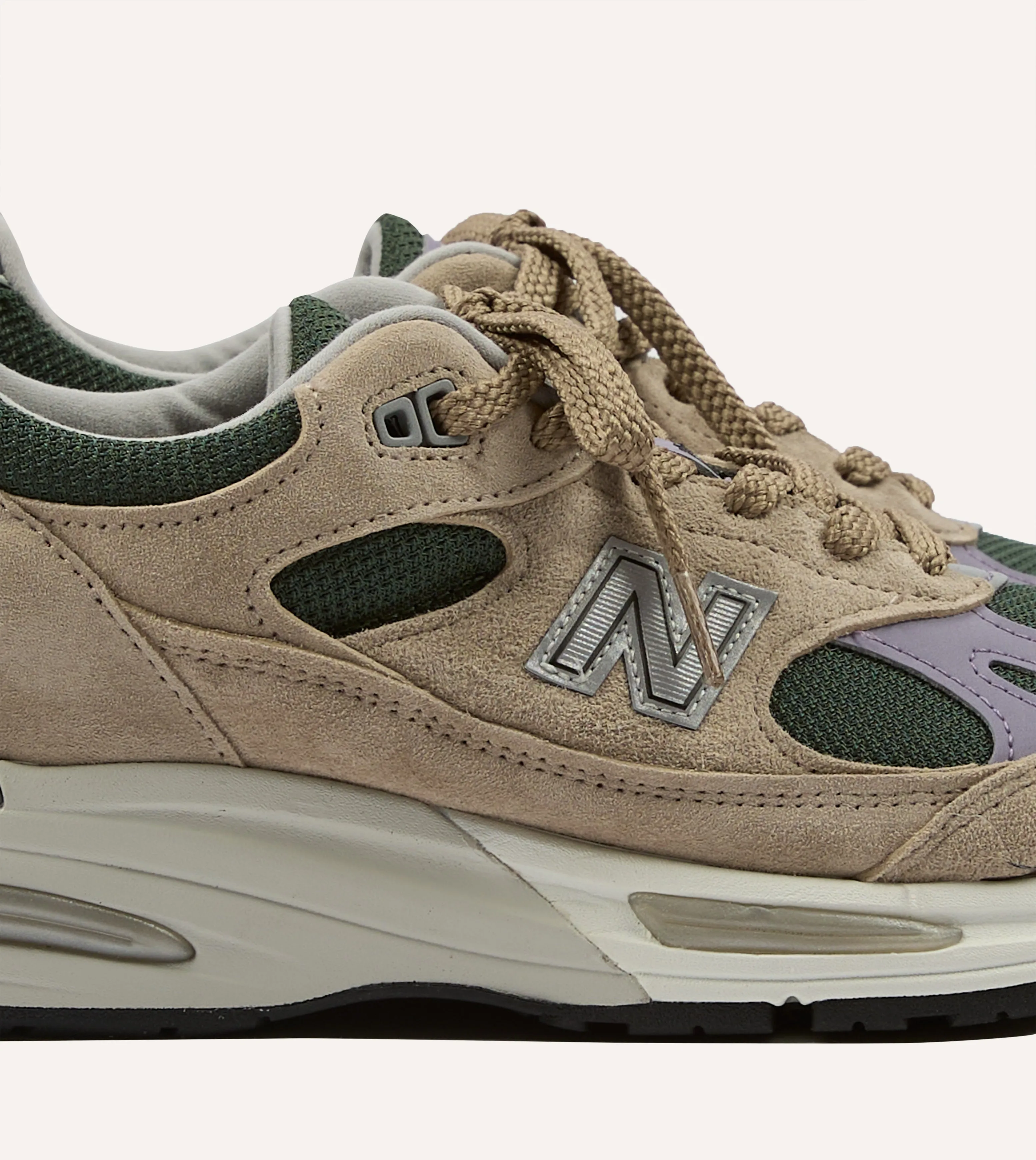 New Balance Tan 'Essentially Offbeat' Made in UK 991v2 Trainers walking - specific benefits thin - soled
