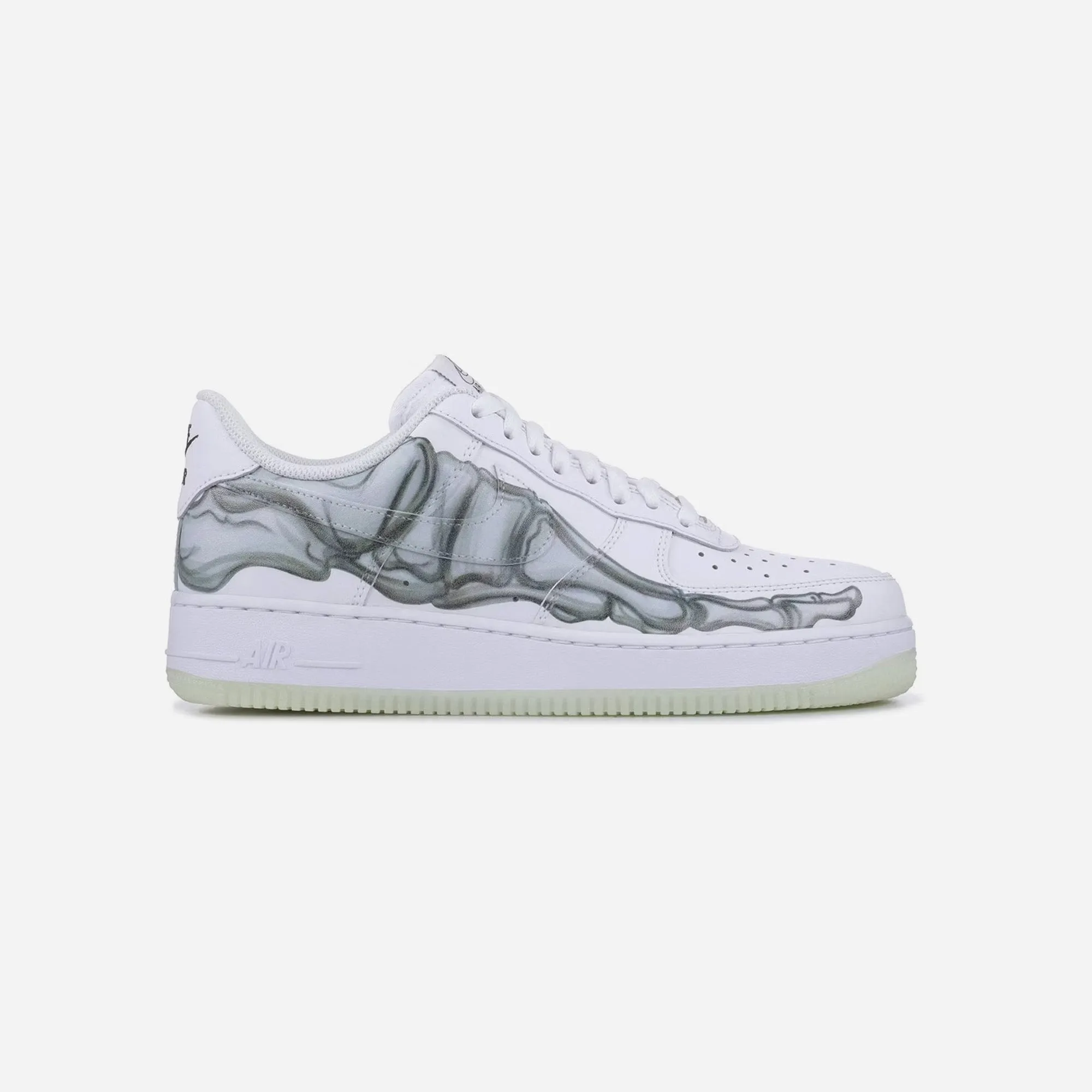 Wear Light Nike Air Force 1 Low Skeleton Halloween (2018)