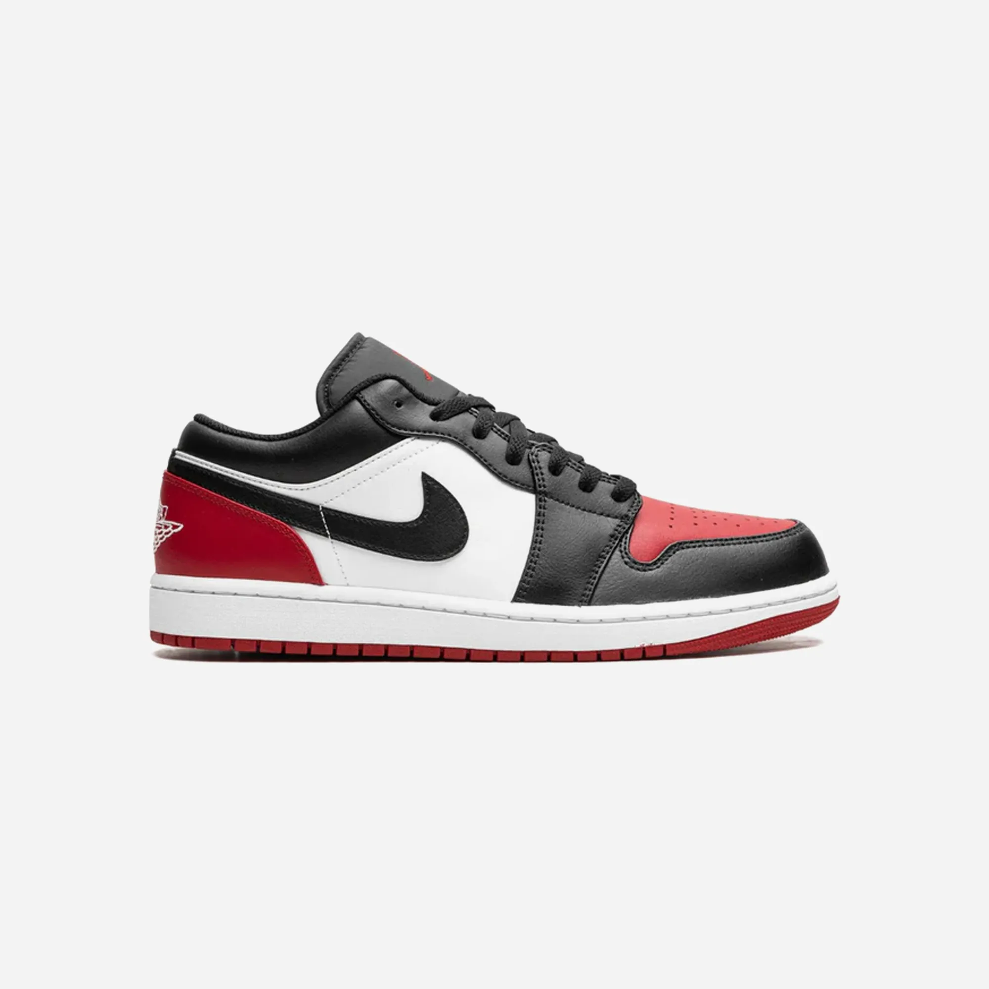 Outfit Match Sporty Design Nike Air Jordan 1 Low Bred Toe 2.0