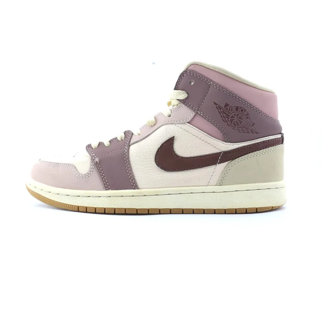 NIKE AIR JORDAN 1 MID SE Wear   Resistant Non-Slip Cushioning