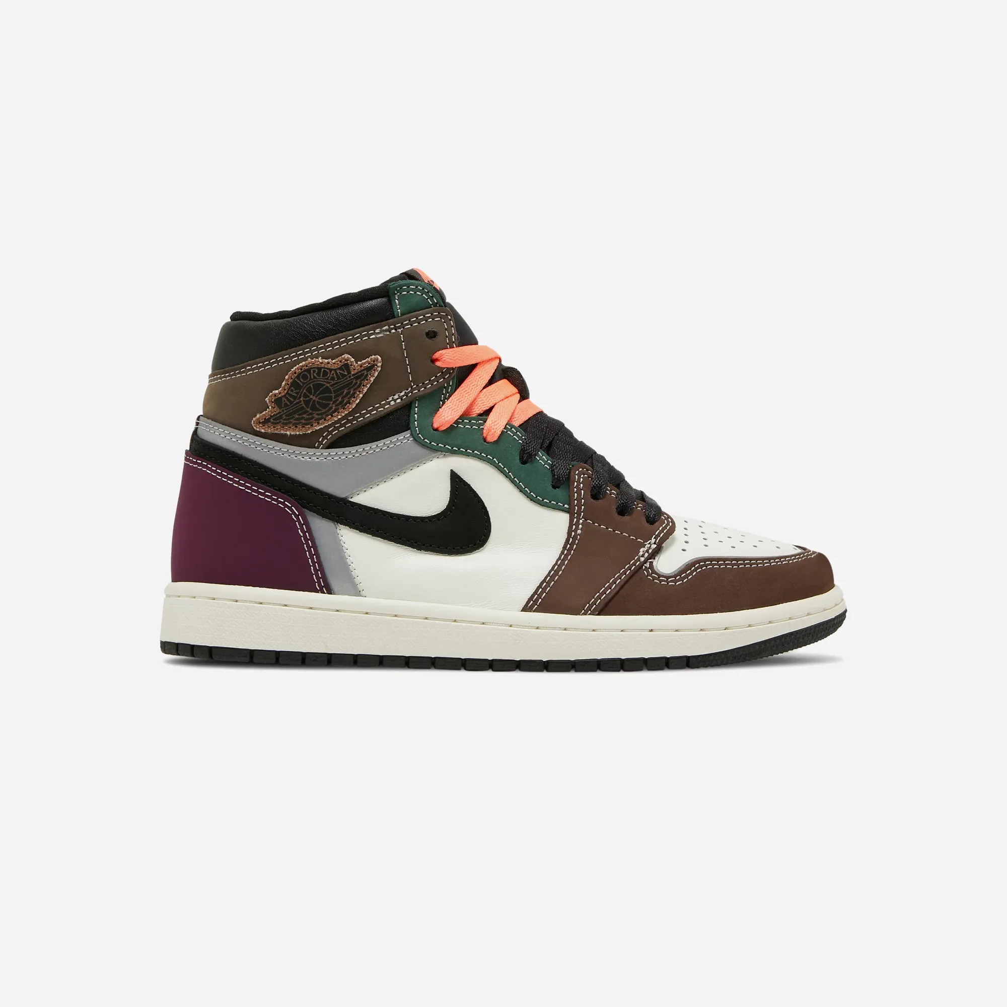 Smooth Design Heel Balance Nike Air Jordan 1 Retro High OG Hand Crafted