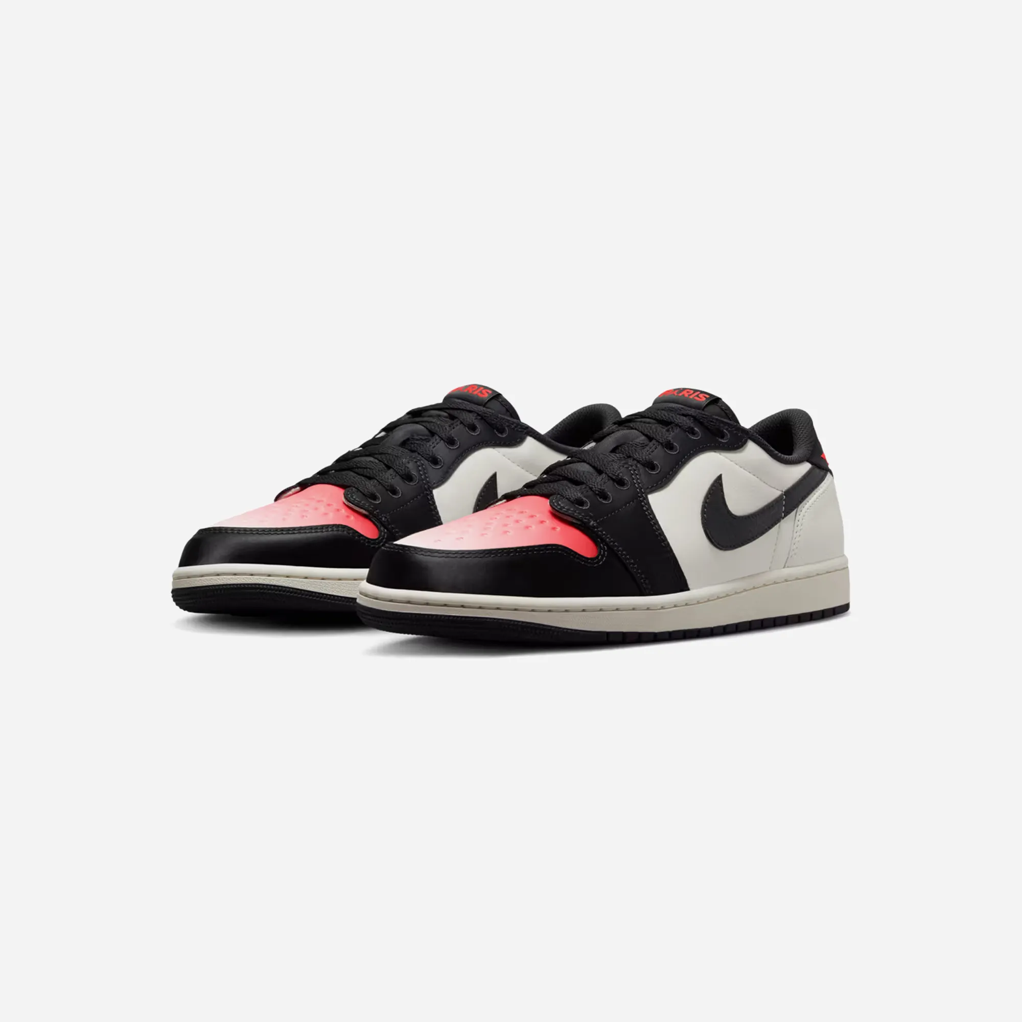 Nike Air Jordan 1 Retro Low OG PSG Paris Saint Germain Glam silhouette