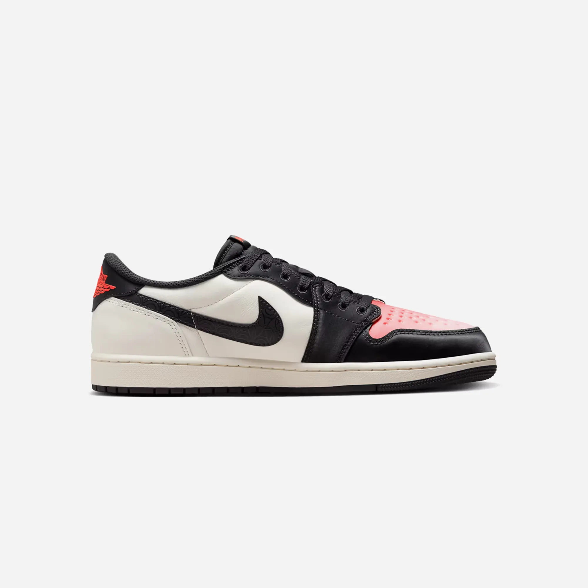 Indoor Nike Air Jordan 1 Retro Low OG PSG Paris Saint Germain